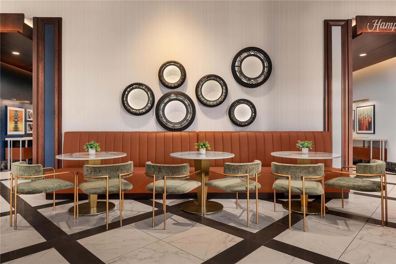 Home2 By Hilton Mccormick Place Hotel 3*