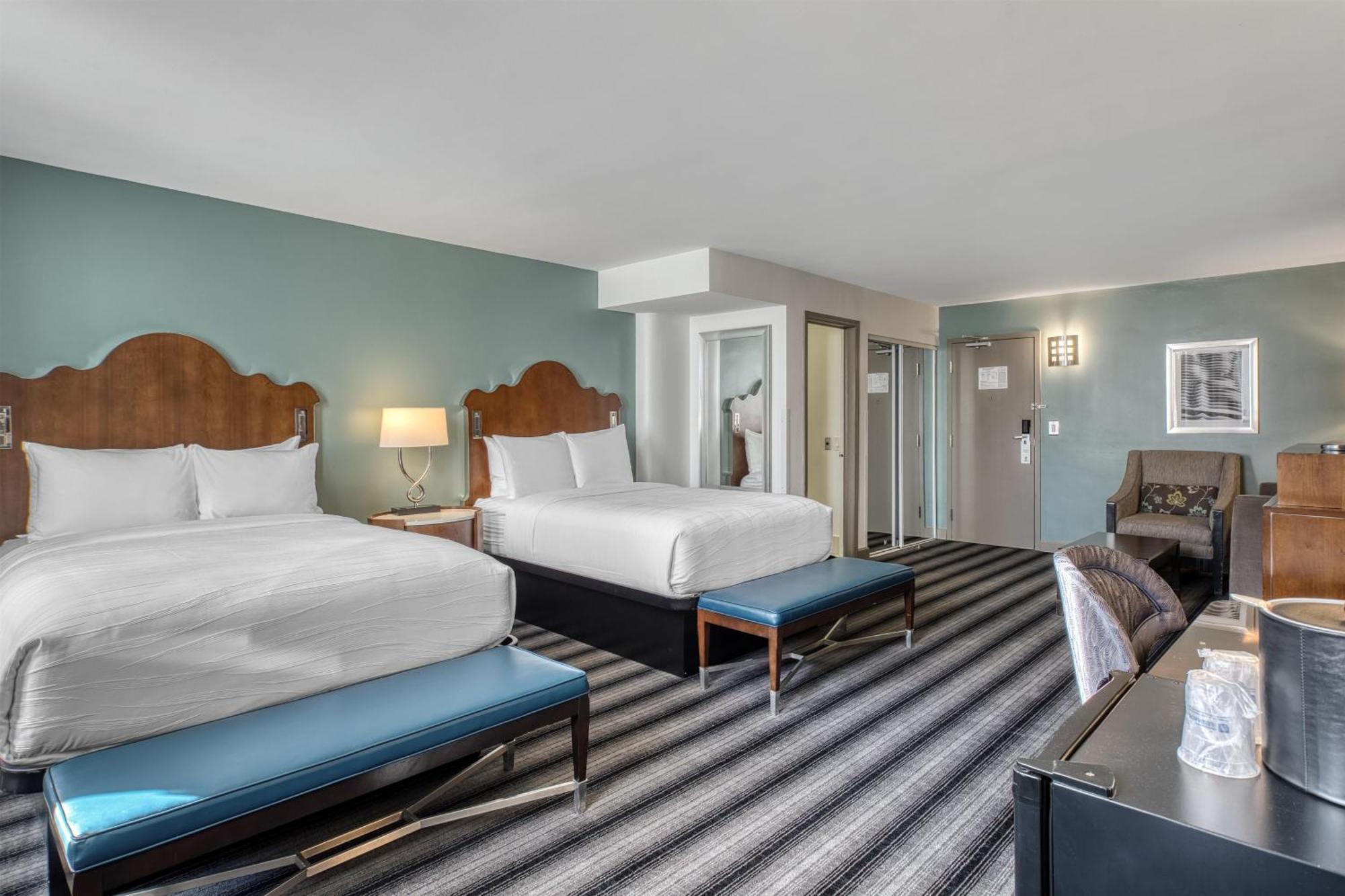 Western Downtown-river North Hotel Chicago