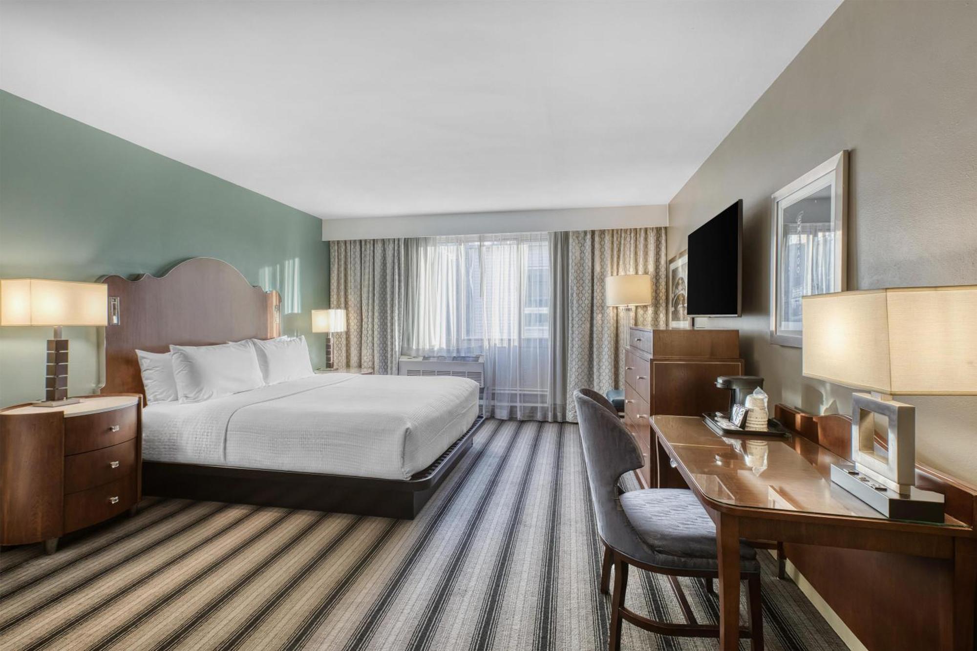 Western Downtown-river North 3* Chicago