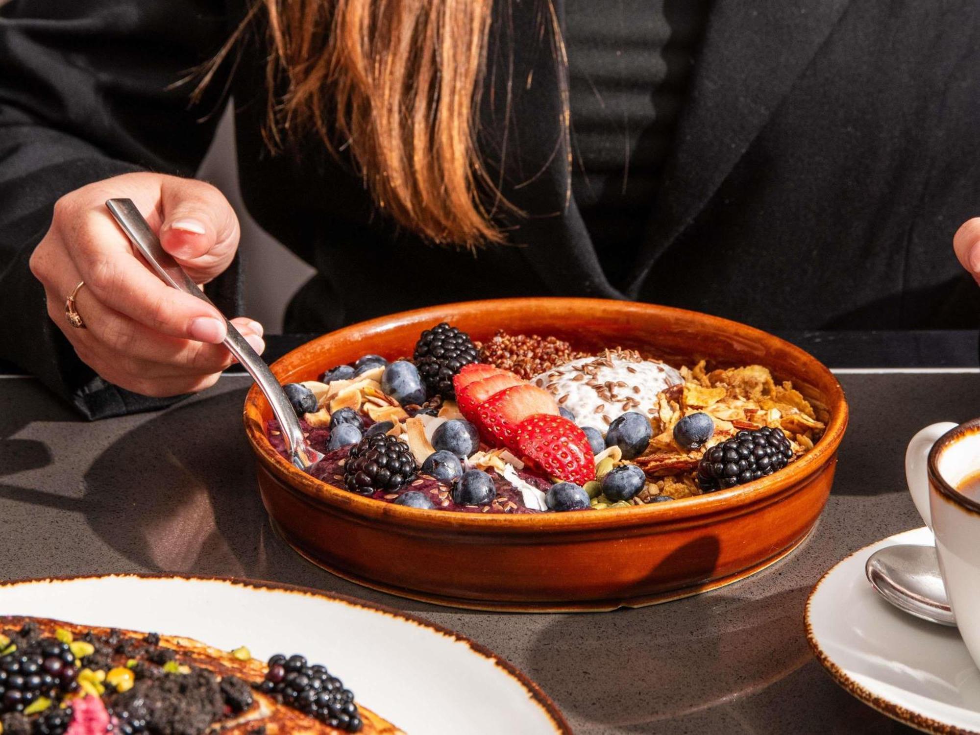 Sofitel Magnificent Mile 5*