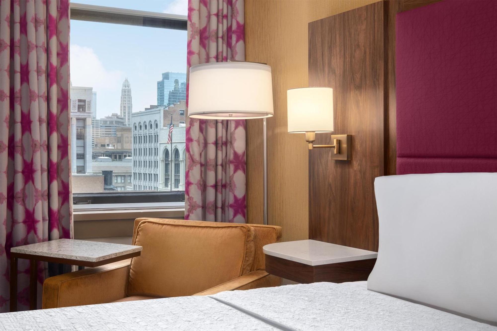 Hampton Majestic Theatre District Hotel