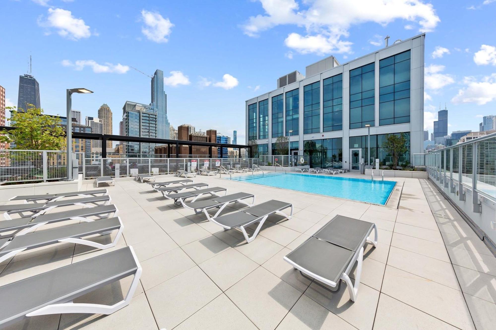 Kasa River North Hotel Chicago