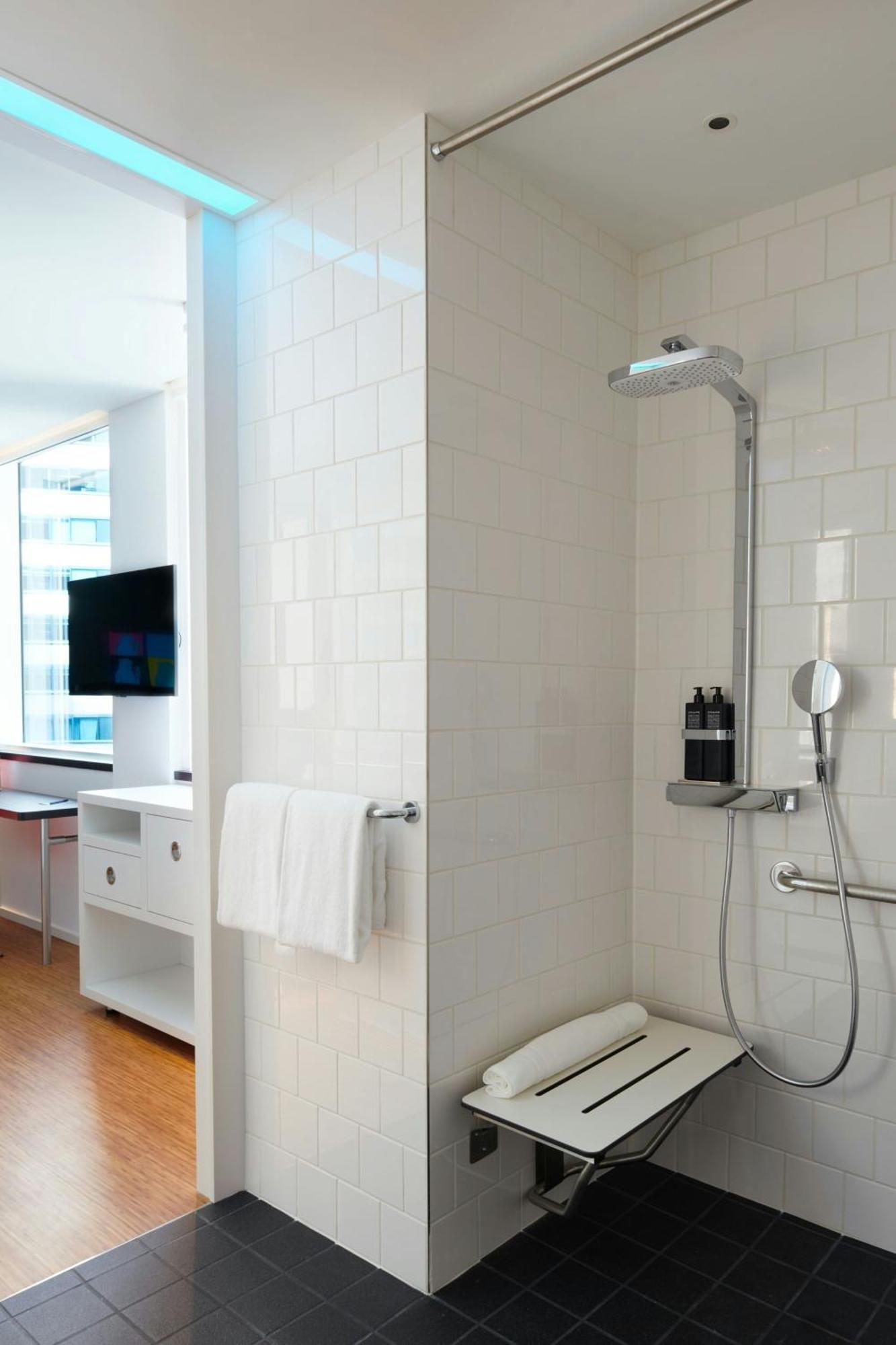 Hotel Citizenm Downtown Chicago