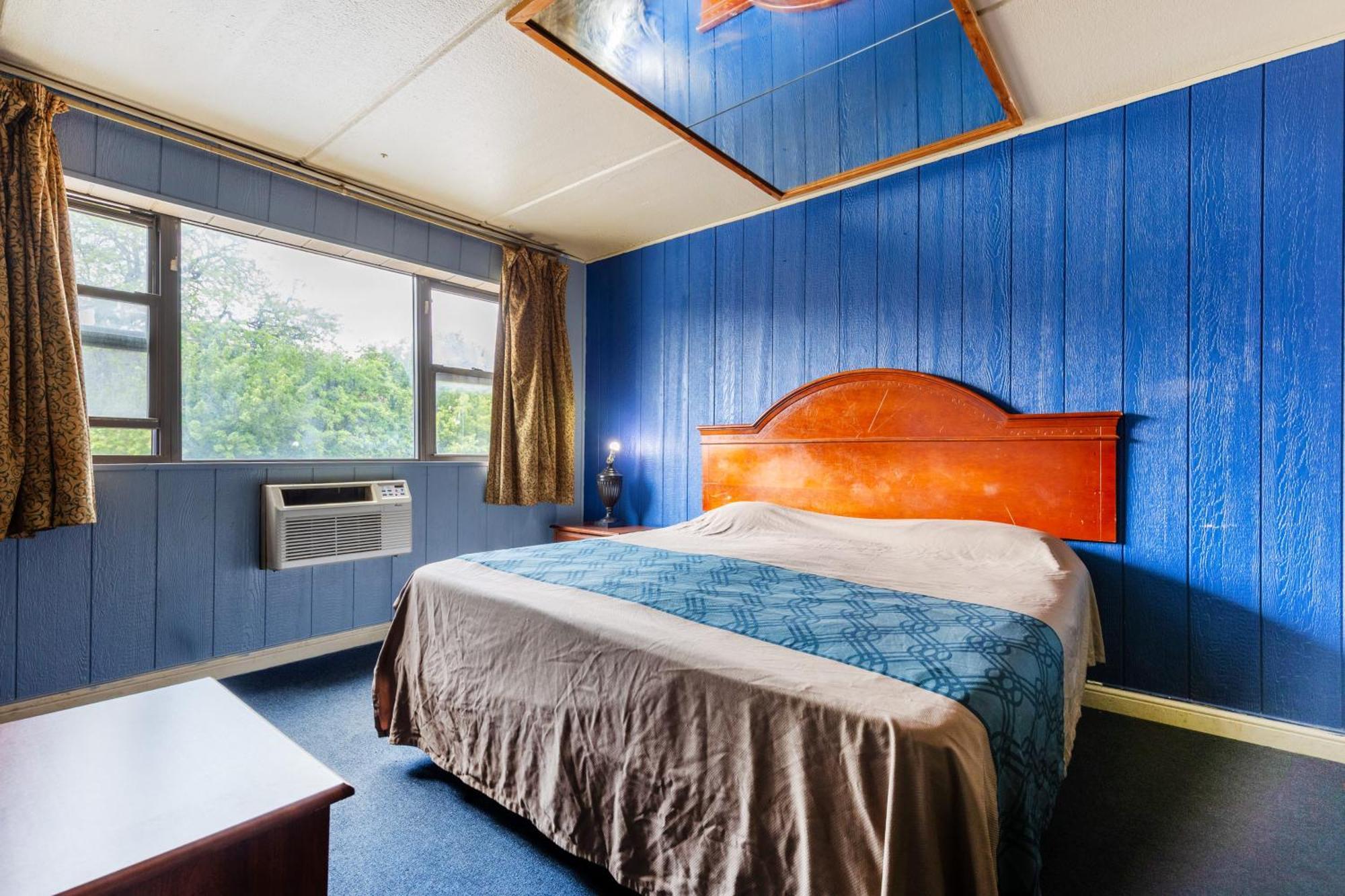 Motel By Oyo I-90 Chicago