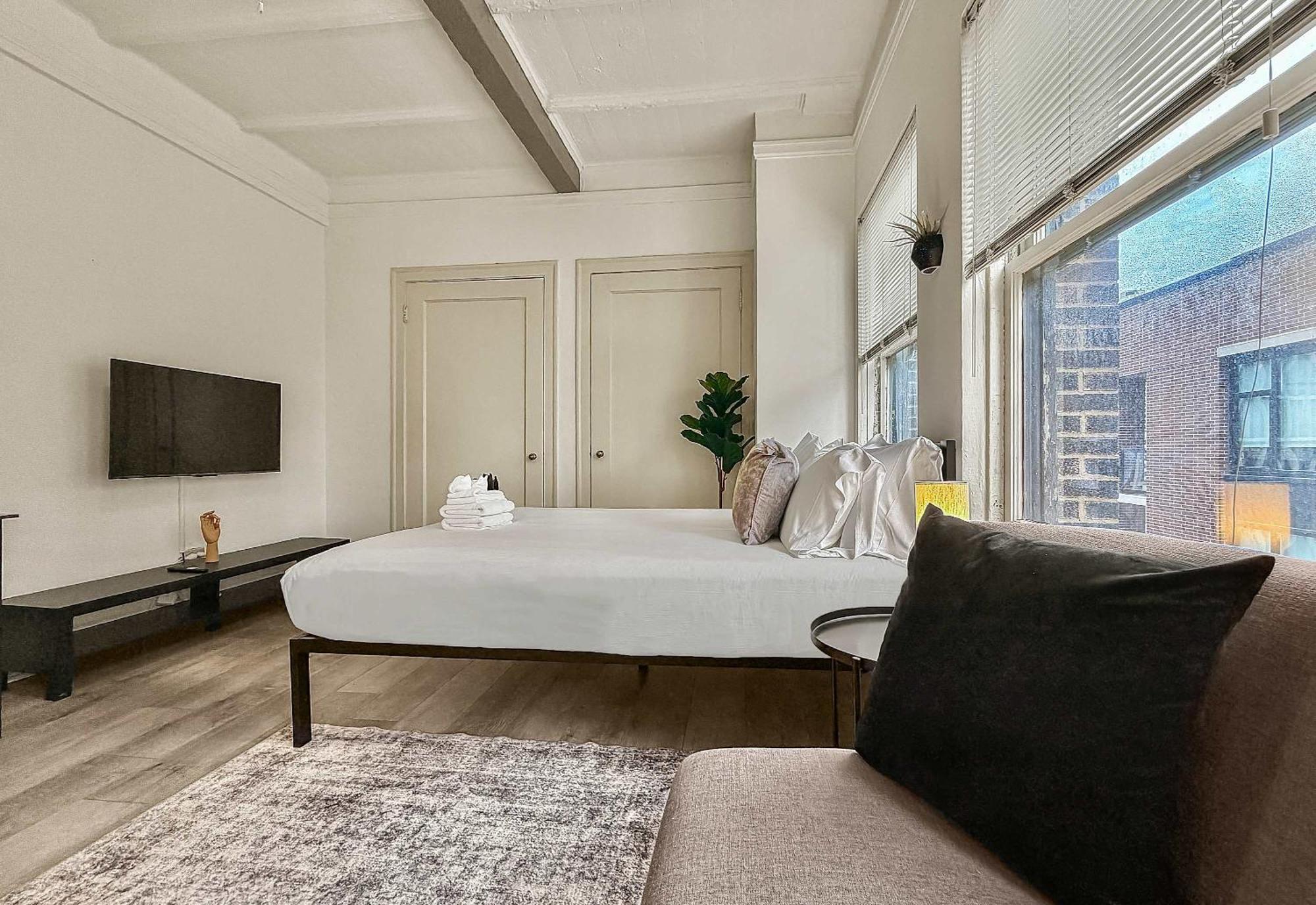 Cozy Gold Coast - Sp 1203 * Chicago