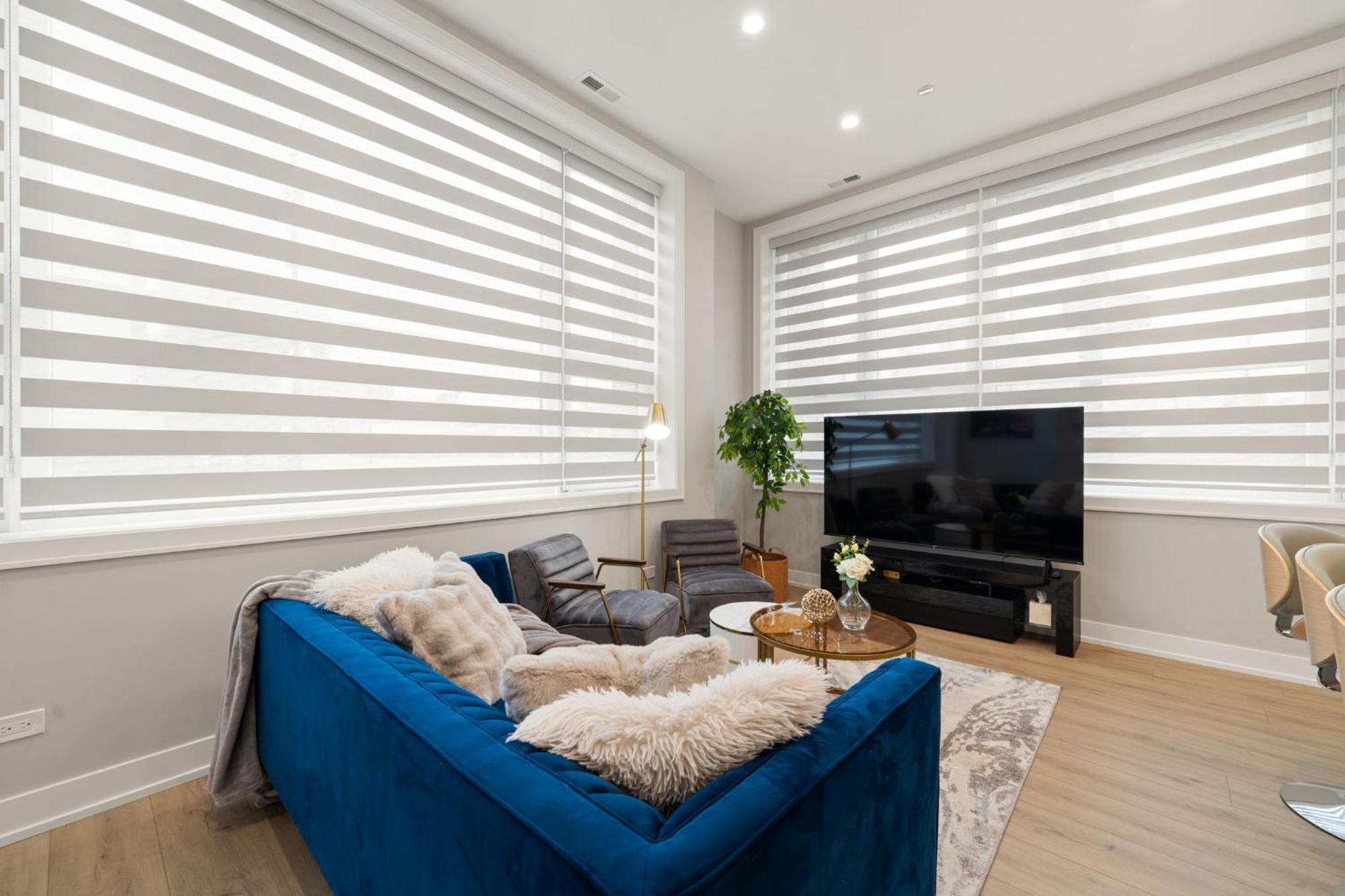 Modern 2br2ba Balcony Free Park Apartment
