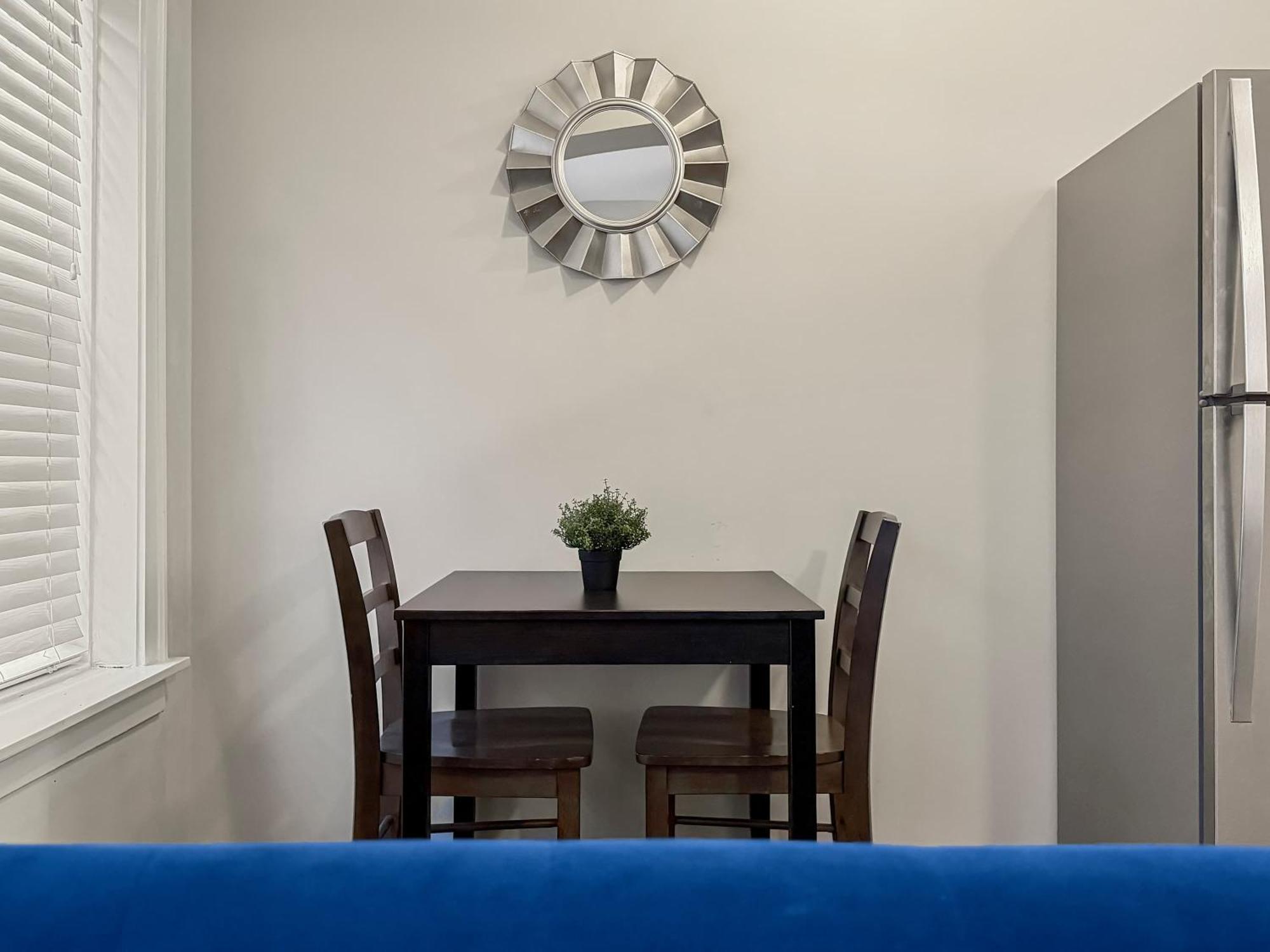 Sunlit With Charm - Lunt Rep *