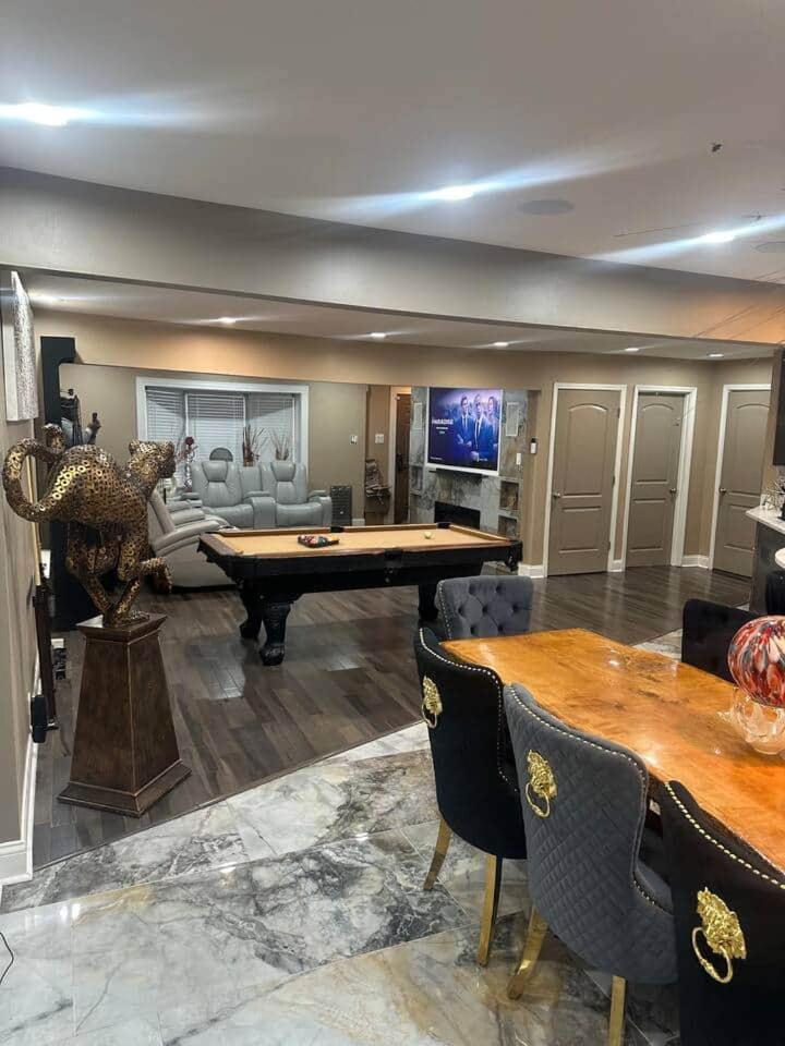 The Marlowe, A Couples Getaway *