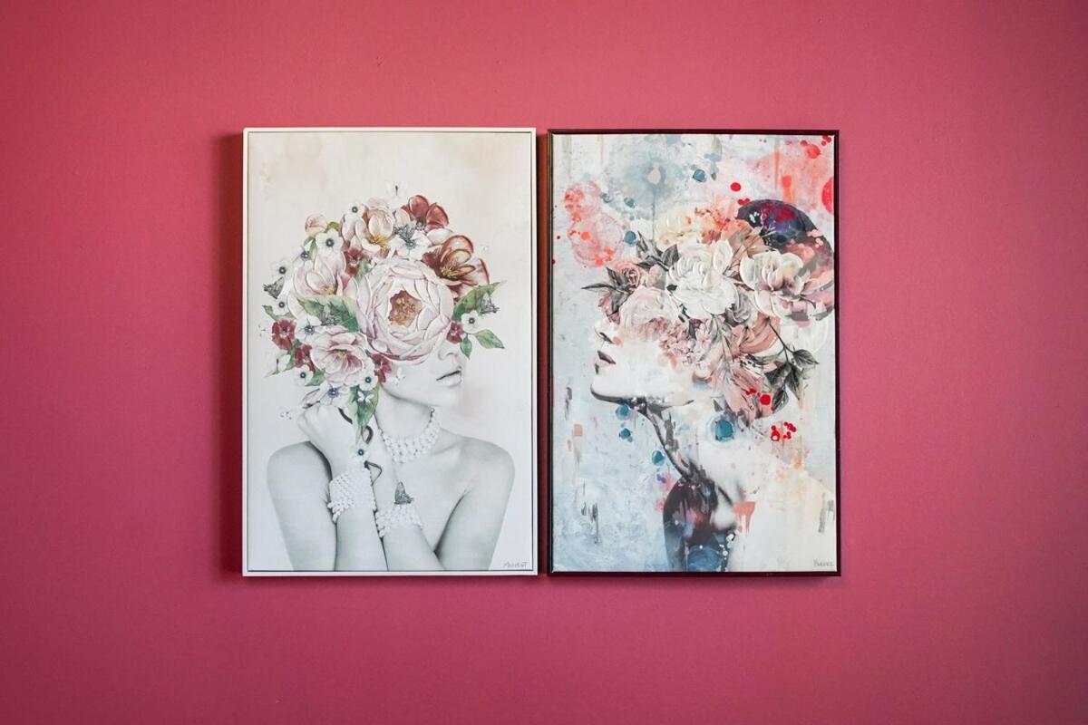 Business Ready 2br In South Loop With Skyline View, Optional Parking & Gym Access Close To Mccormick, Downtown & Cta *