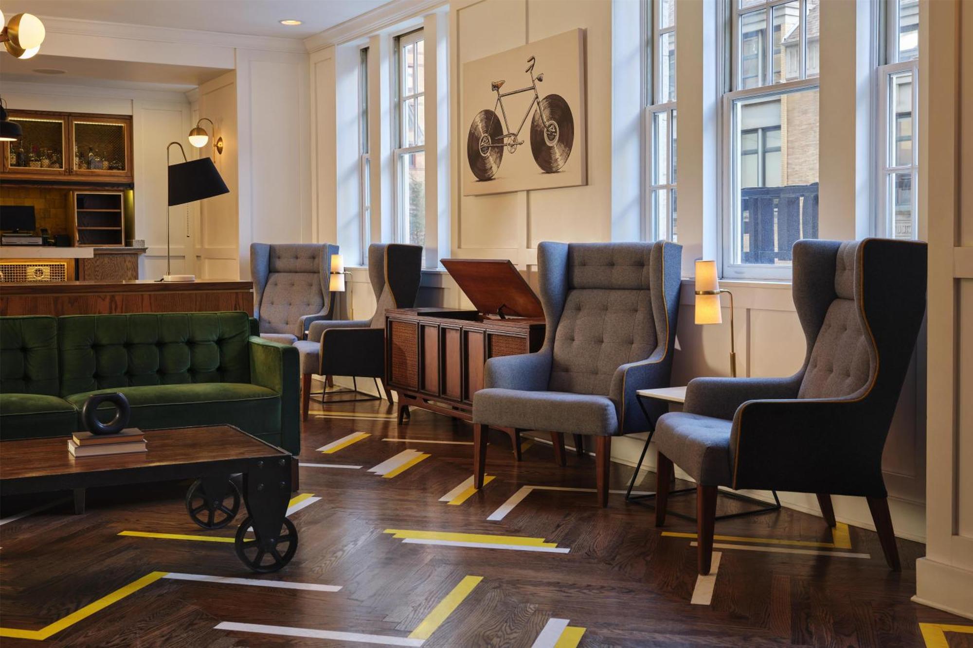 Hotel Acme Hotel Chicago, Outset Collection By Hilton 4*