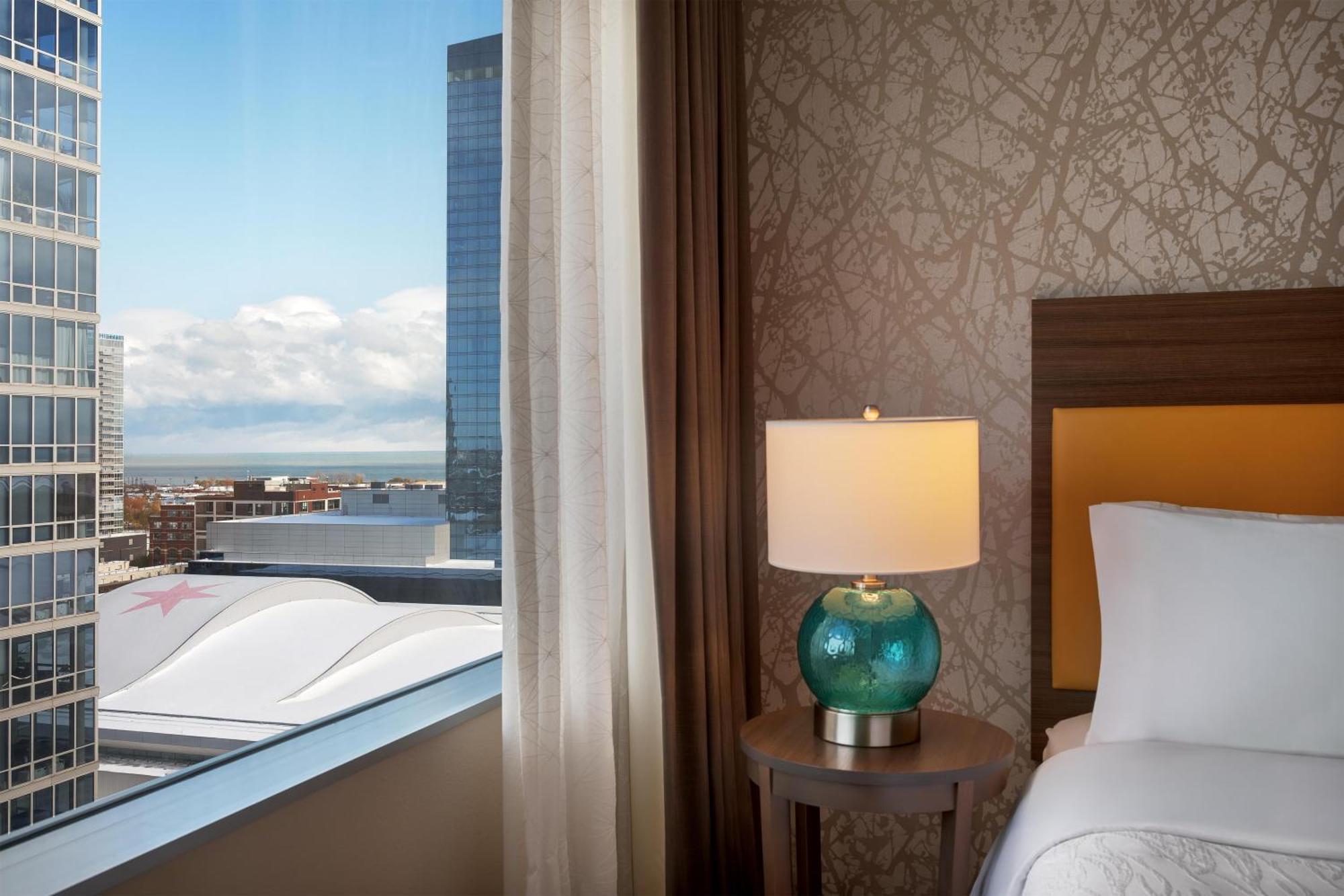 Home2 By Hilton Mccormick Place