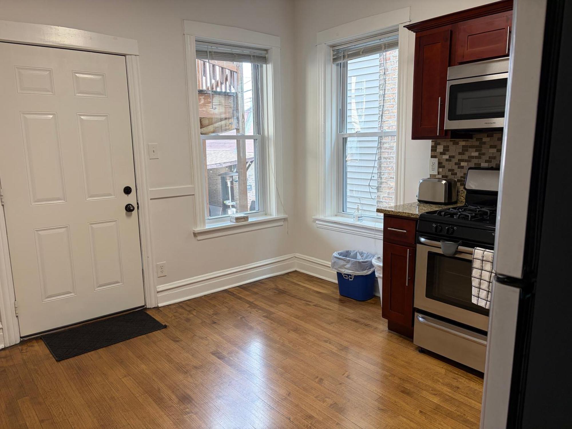 Logan Square Modern Apartment