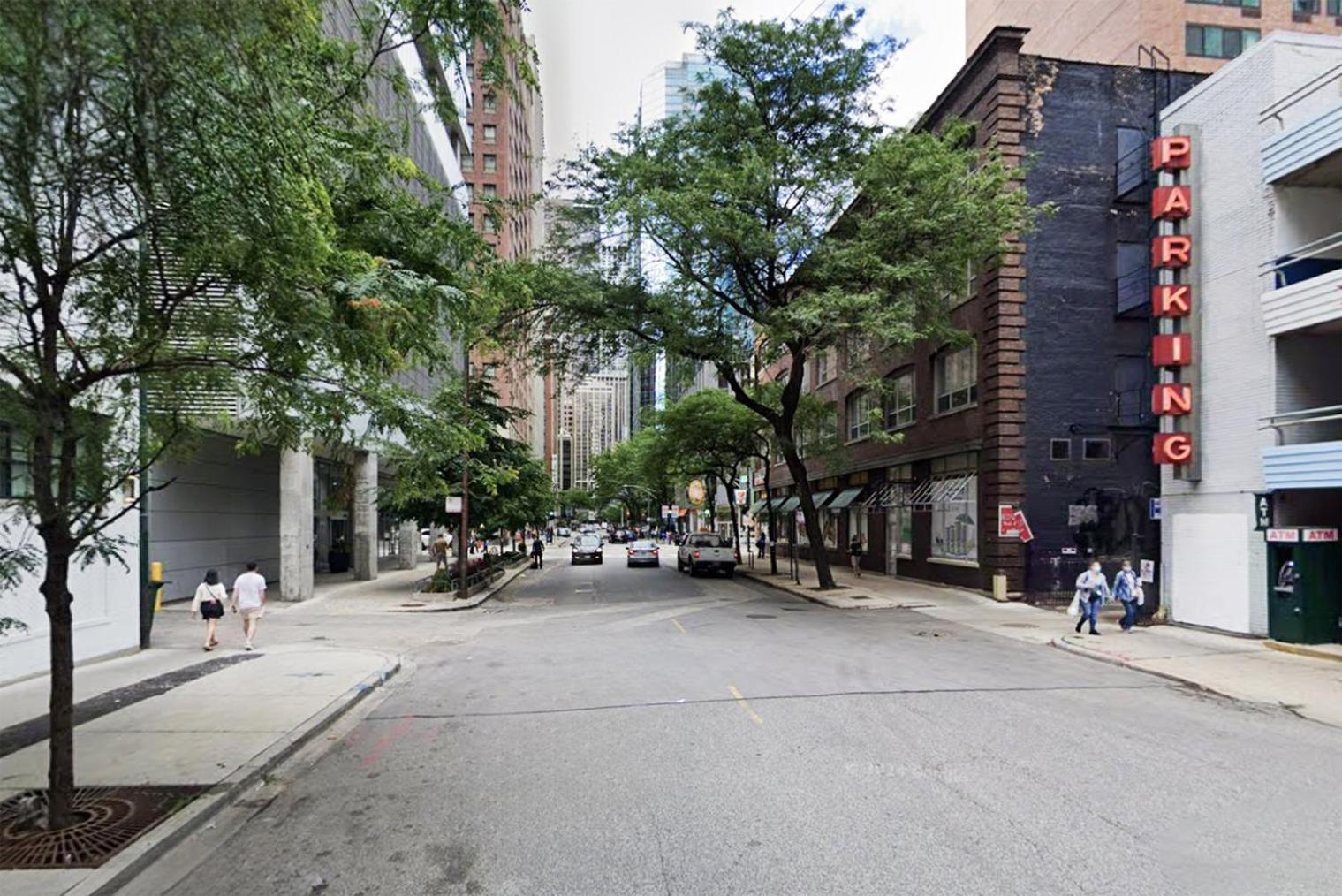 Blueground River North Balcony Pool Nr Pier Chi-1150 Apartment *