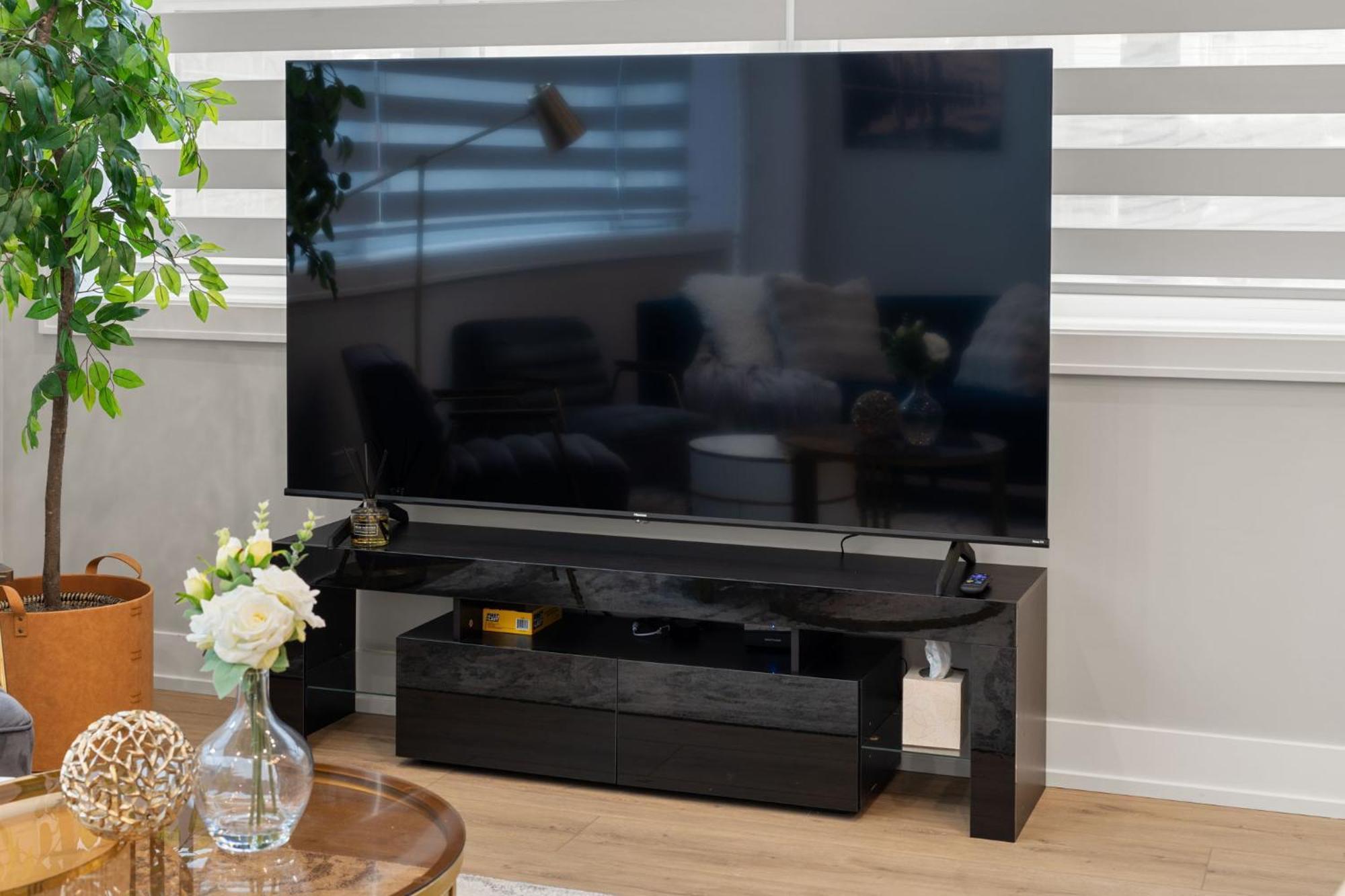 Apartment Brand New Building In The Medical District