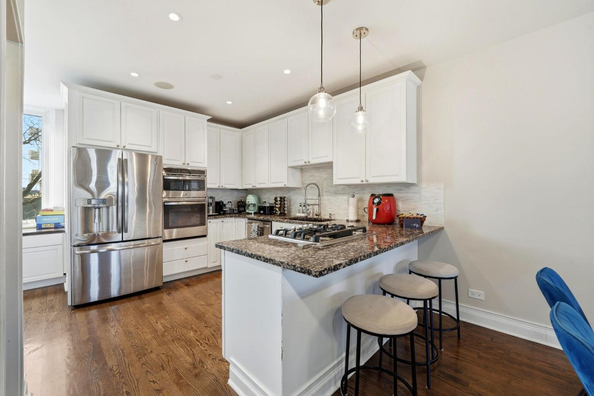 Holiday home River West Modern 4-bd With Patio & Balcony Chicago
