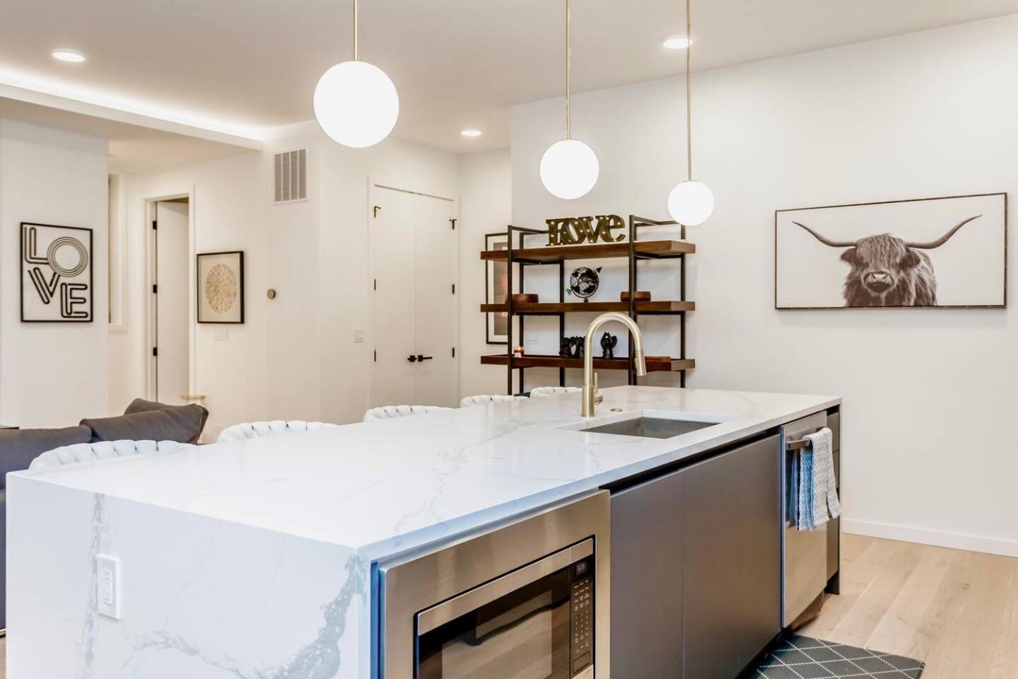 Ultra Modern Luxury - New Construction 4 Bedrooms