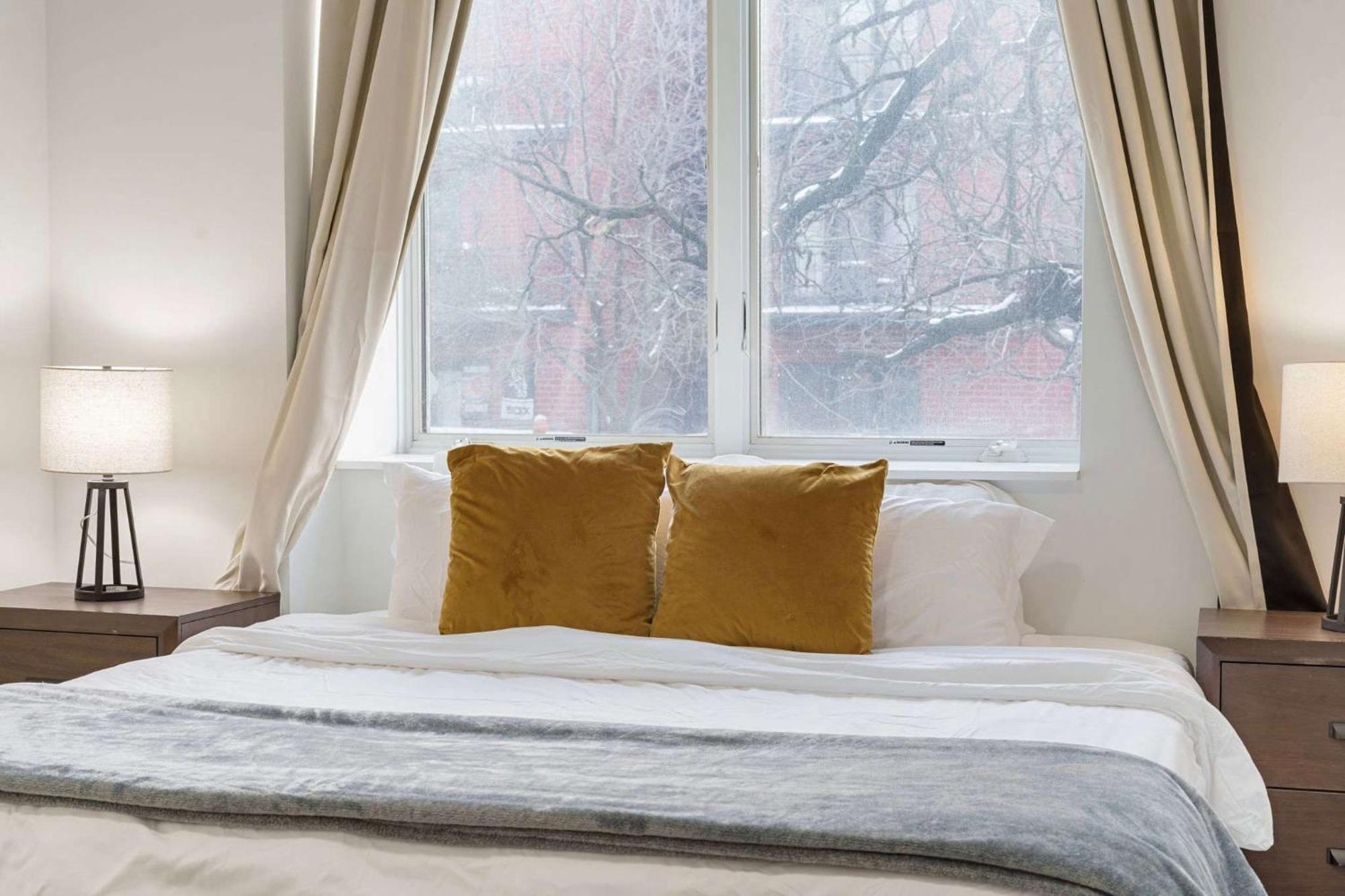 Modern 3br Near Mccormick & South Loop