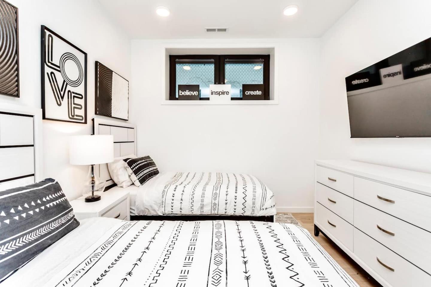 Holiday home Ultra Modern Luxury - New Construction 4 Bedrooms Chicago