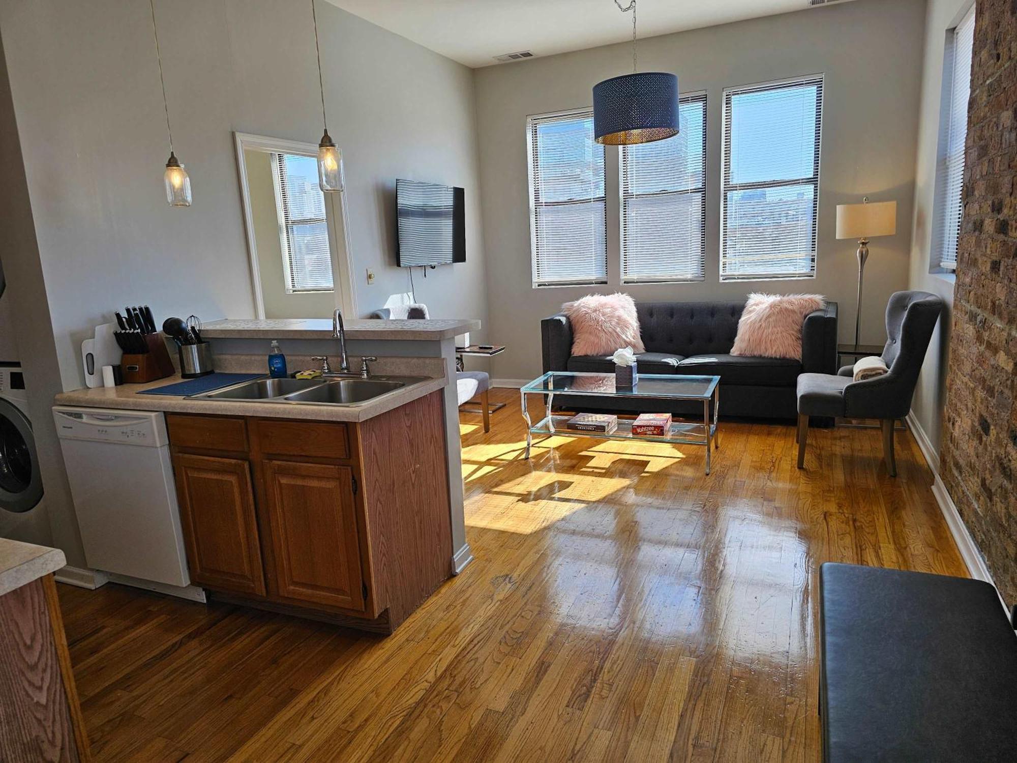 Two Bedroom West Loop Apartment