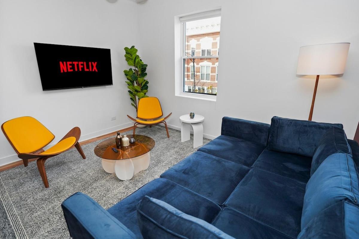 Apartment Modern 4br Pilsen Retreat Near Illinois Medical District & Downtown *