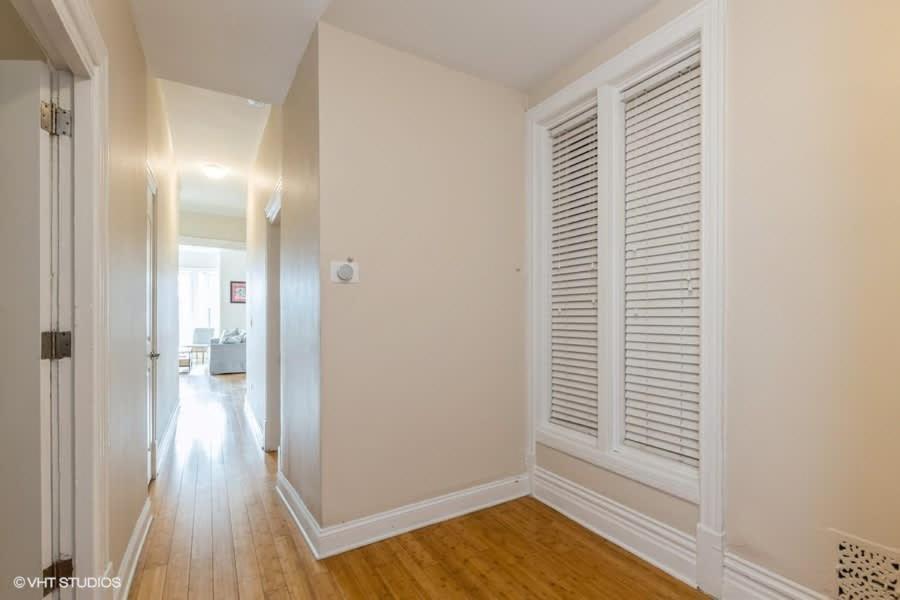 Wrigleyville Getaway * Chicago