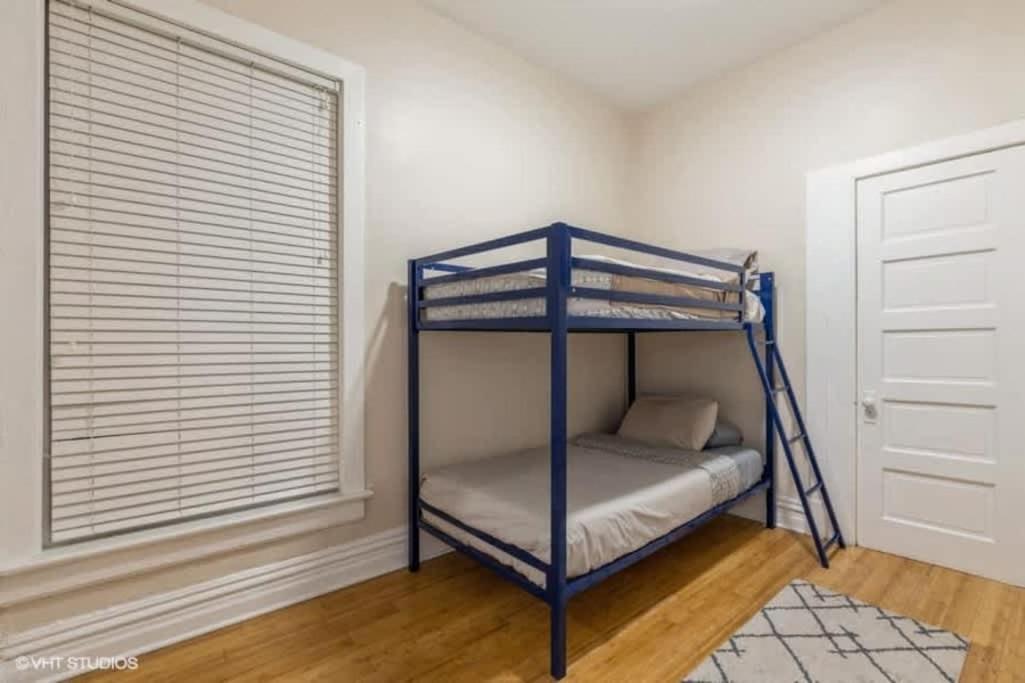 Apartment Wrigleyville Getaway Chicago