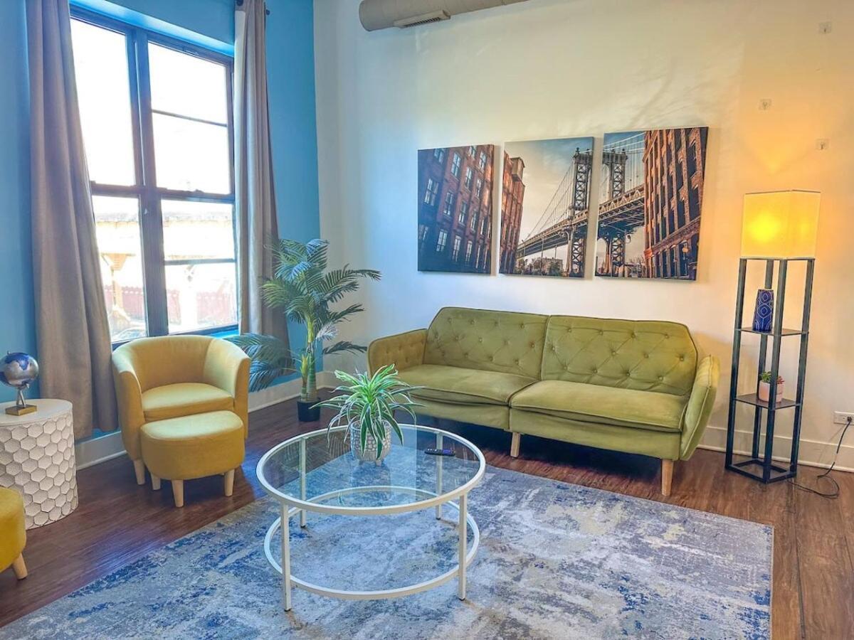 Mccormick Place 3br 2ba Optional Parking 2001 S State St - 2j * Chicago