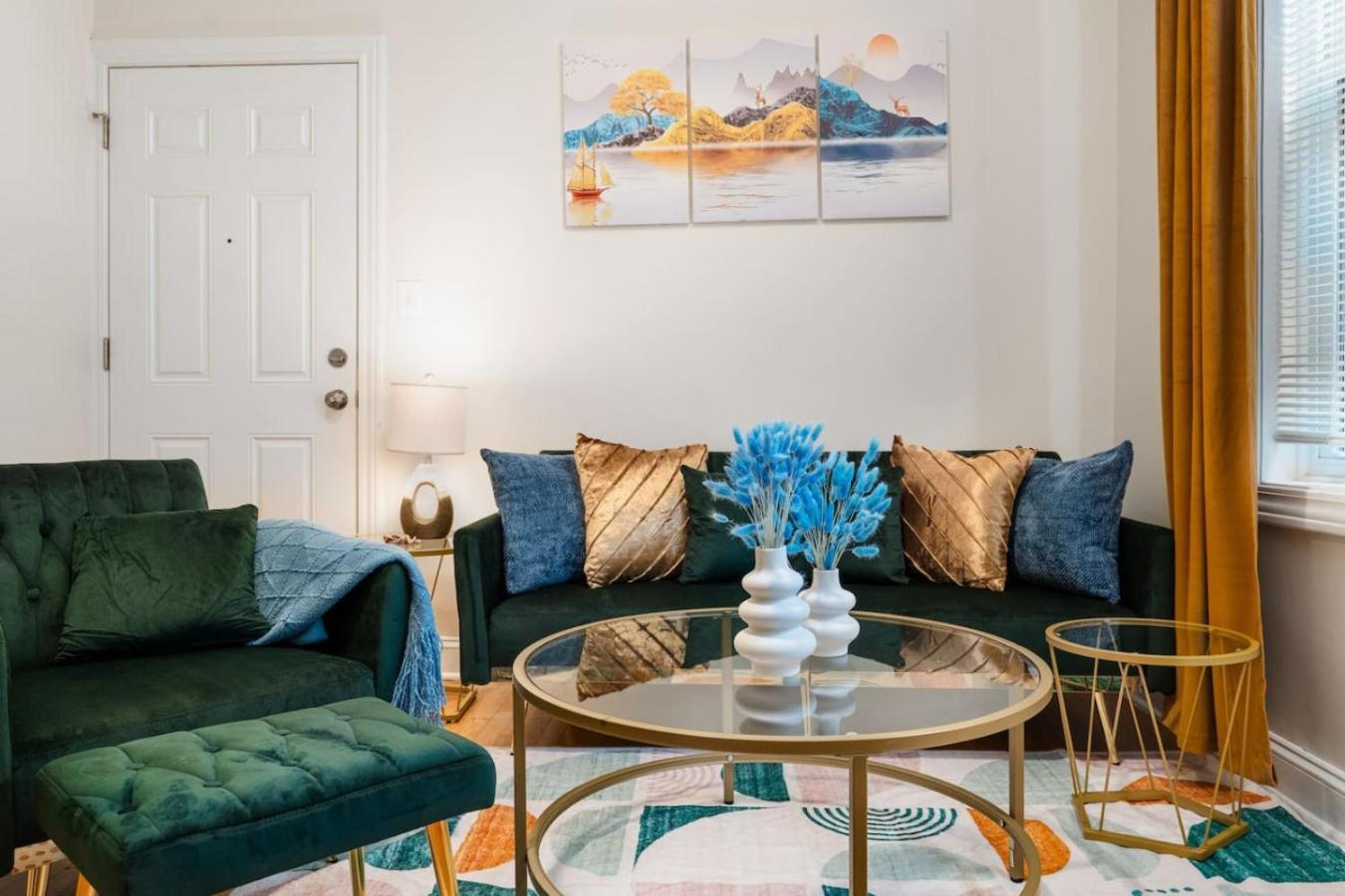 Apartment 15 Mins Dt Humboldtpark Gem Sleeps 8 Freepark Chicago