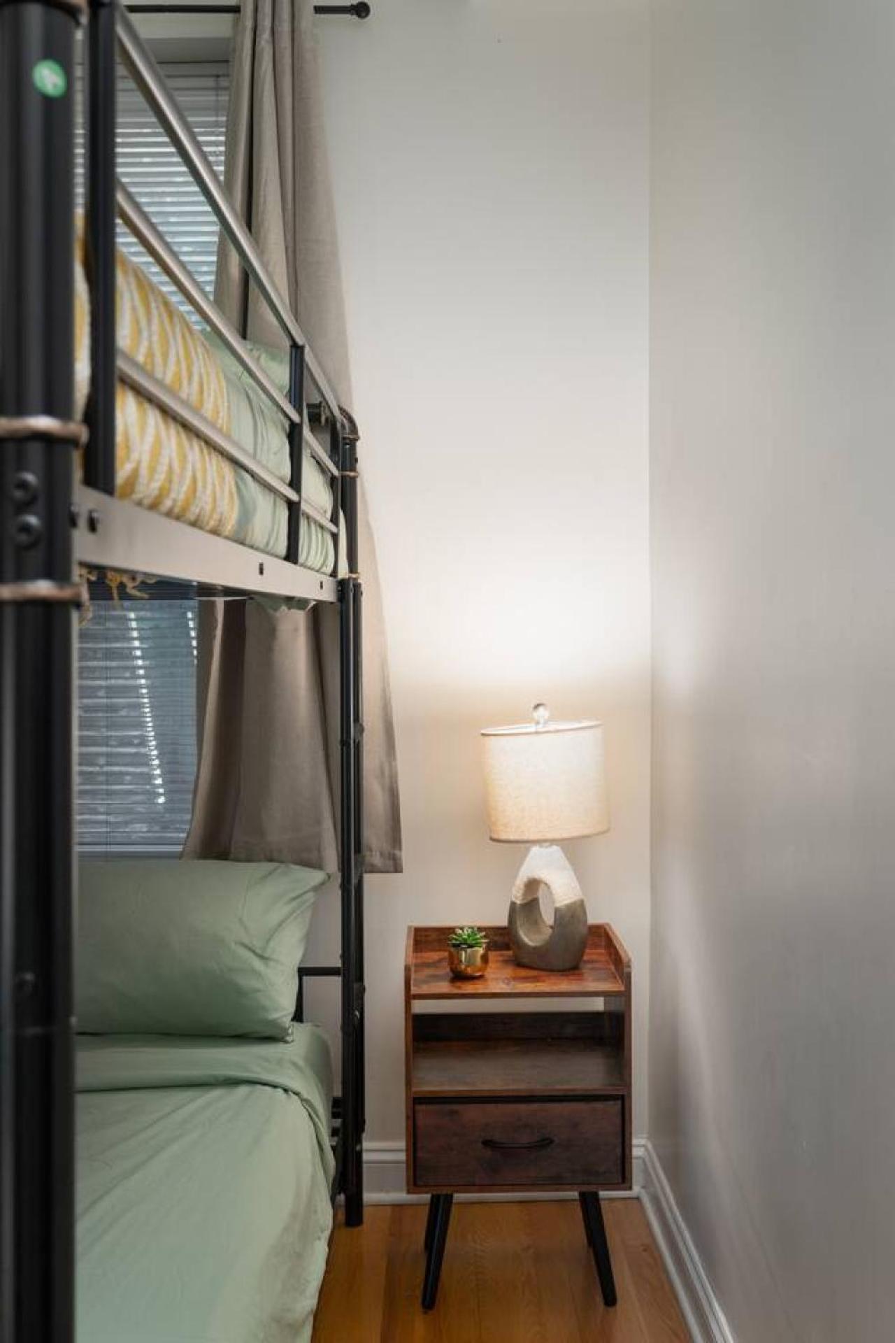 15 Mins Dt Humboldtpark Gem Sleeps 8 Freepark Apartment *