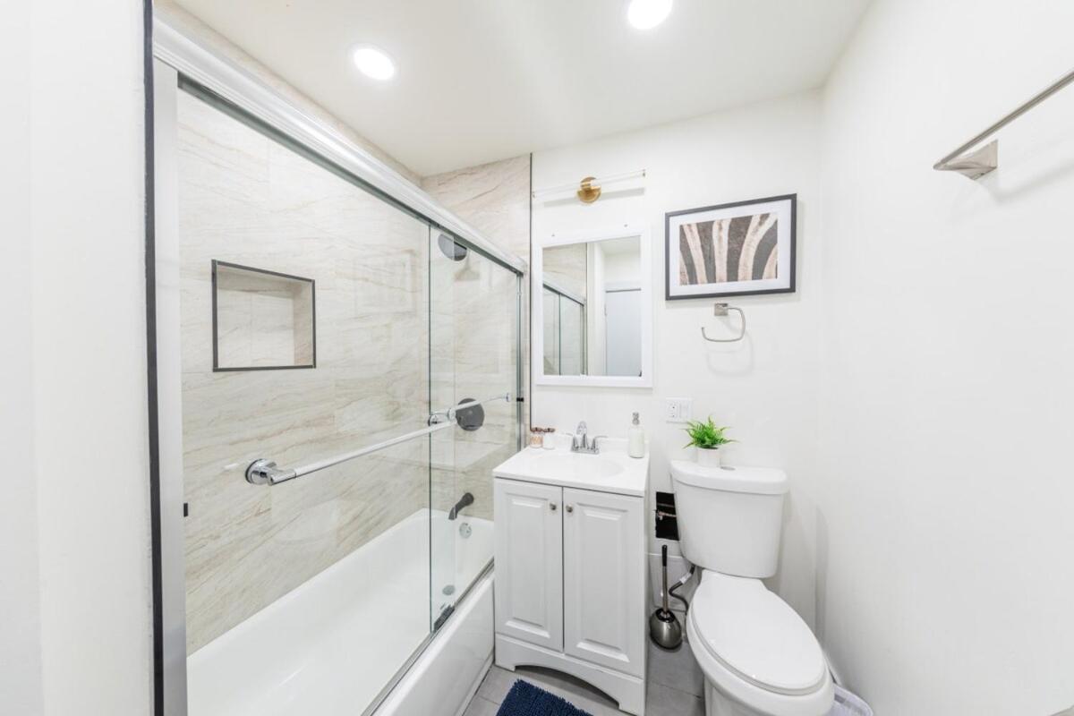 Apartment Luxury 5br W King Bed And Pool Table Near Chinatown 2010 South Wabash - 4f