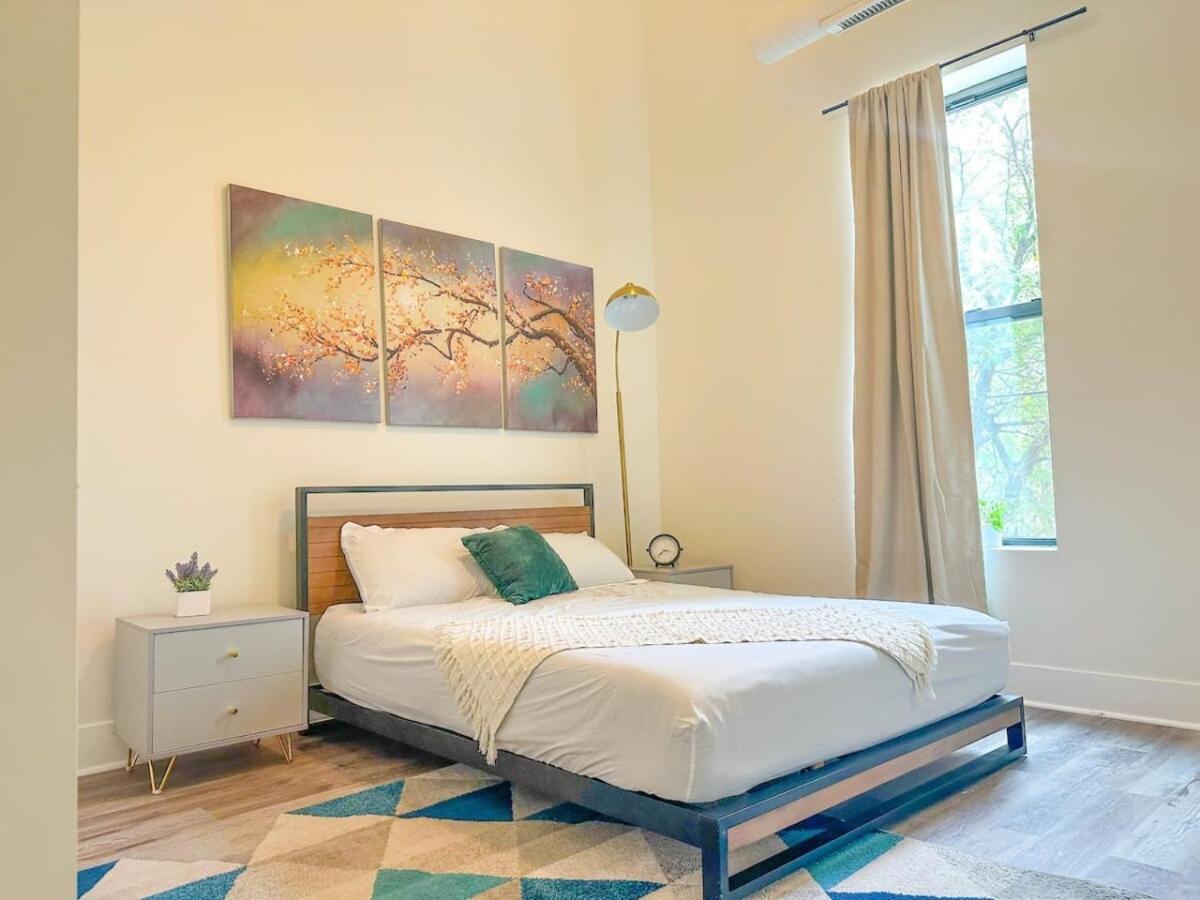 Friendly 3br Getaway Near Mccormick 2001 S State St - 2g Apartment *