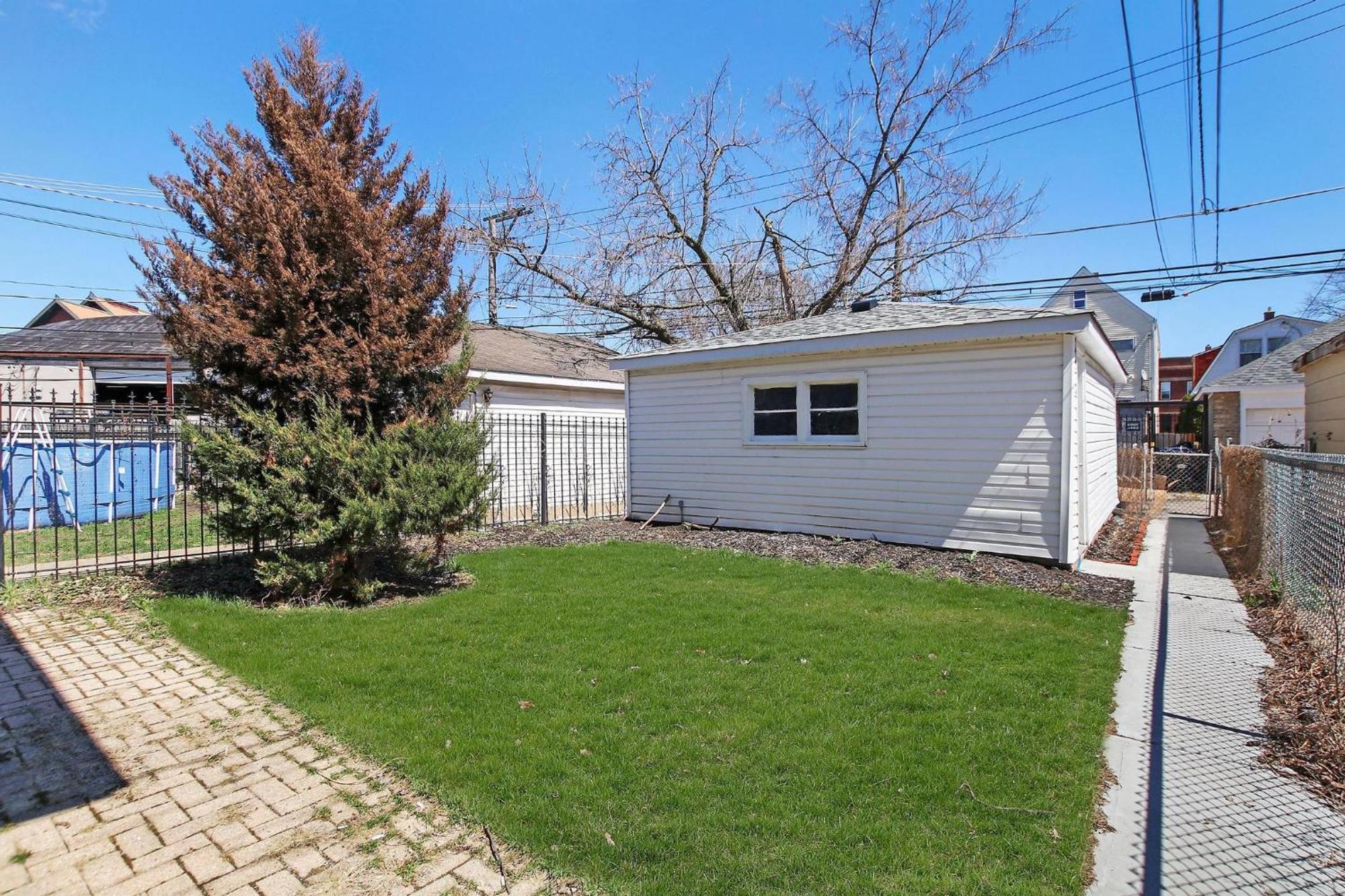 2 Bed Near Ohare - Free Garage Parking - Quiet *