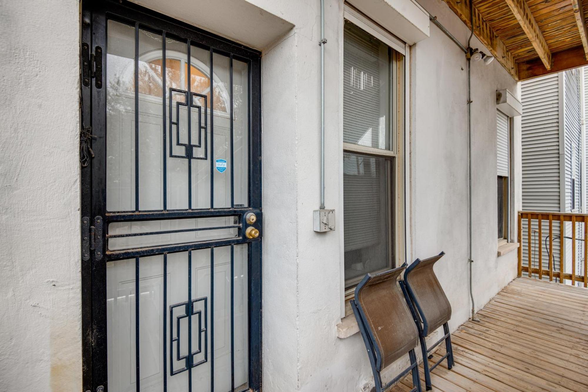 6 Mi To Dtwn Dog-friendly Gem With Hot Tub! Apartment