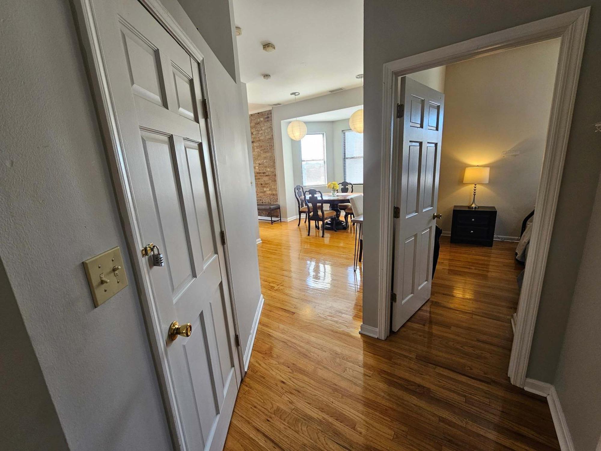 Apartment Two Bedroom West Loop Chicago