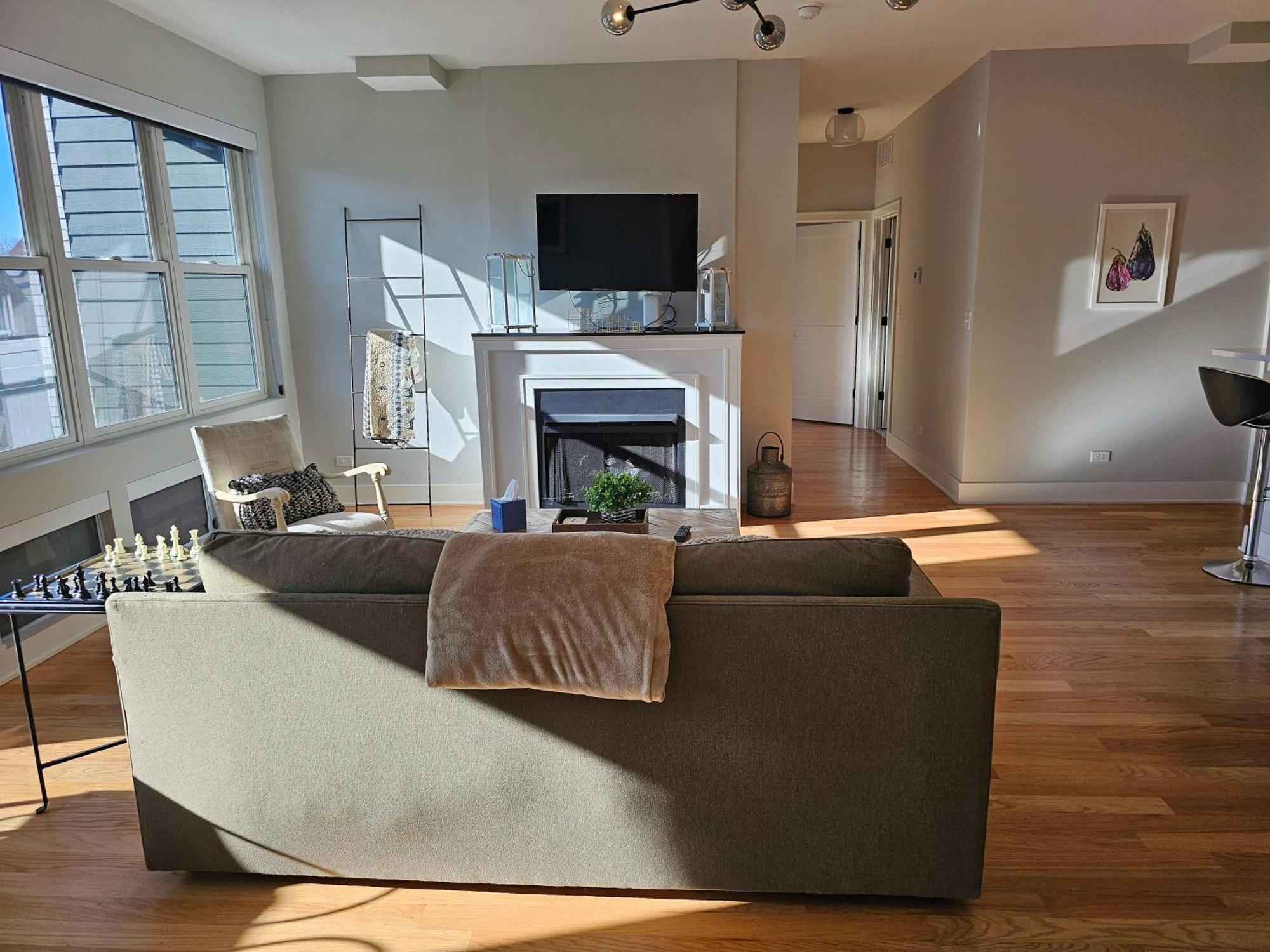 Updated 3 Bedroom Downtown Pilsen Chicago