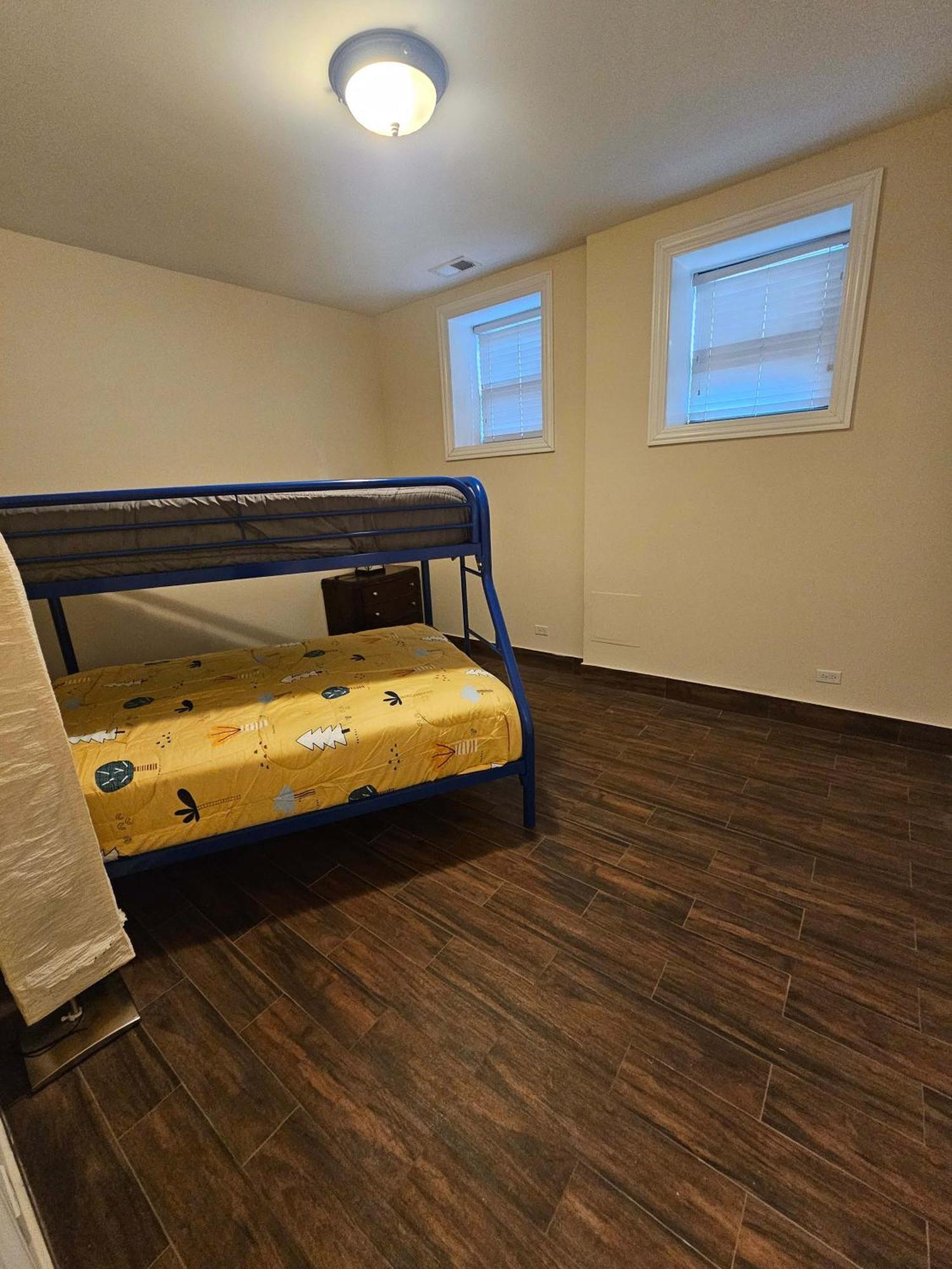 Gold Coast Downtown Sleeps 20 Chicago