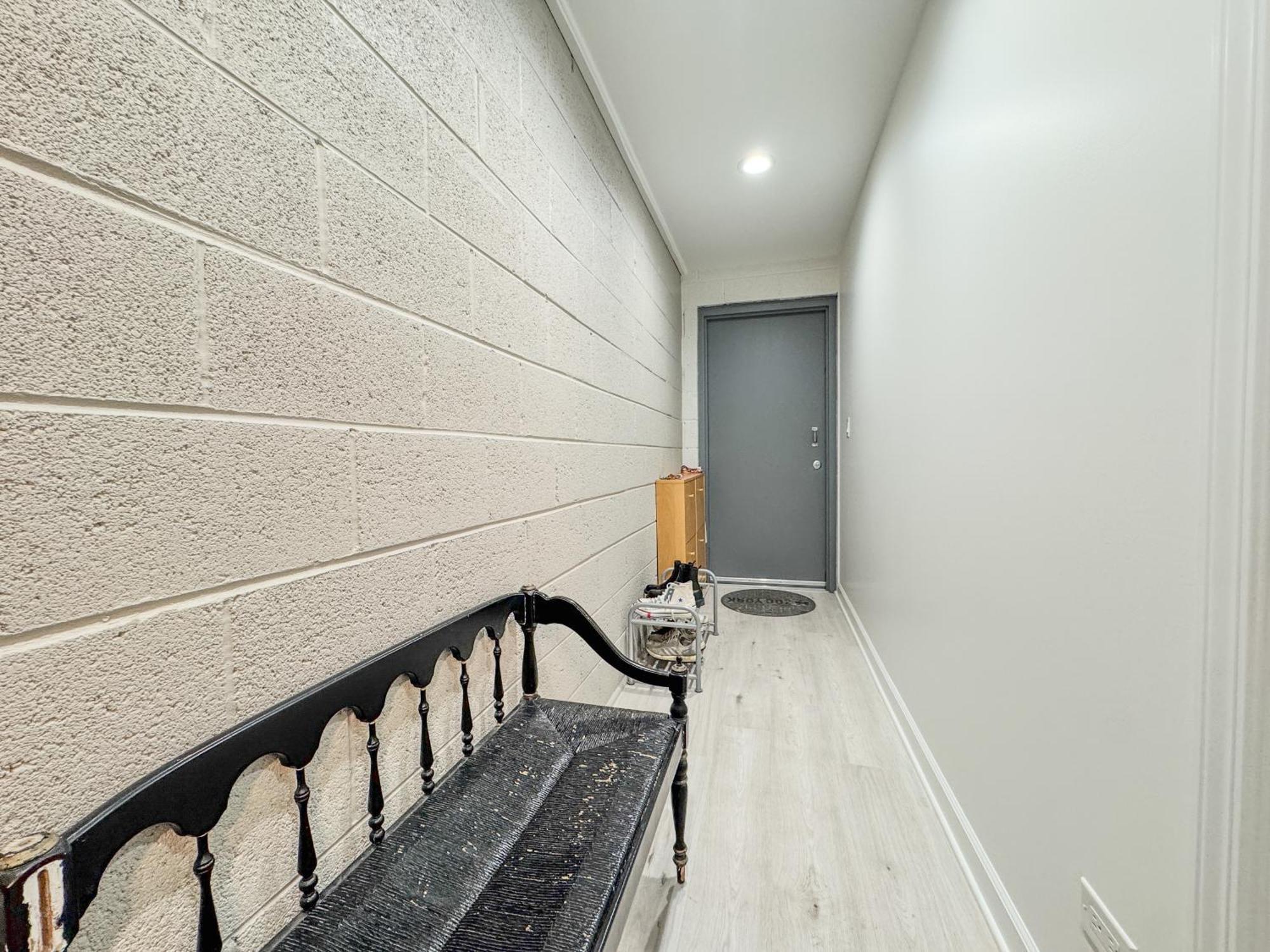 Comfort West Urban Loft House
