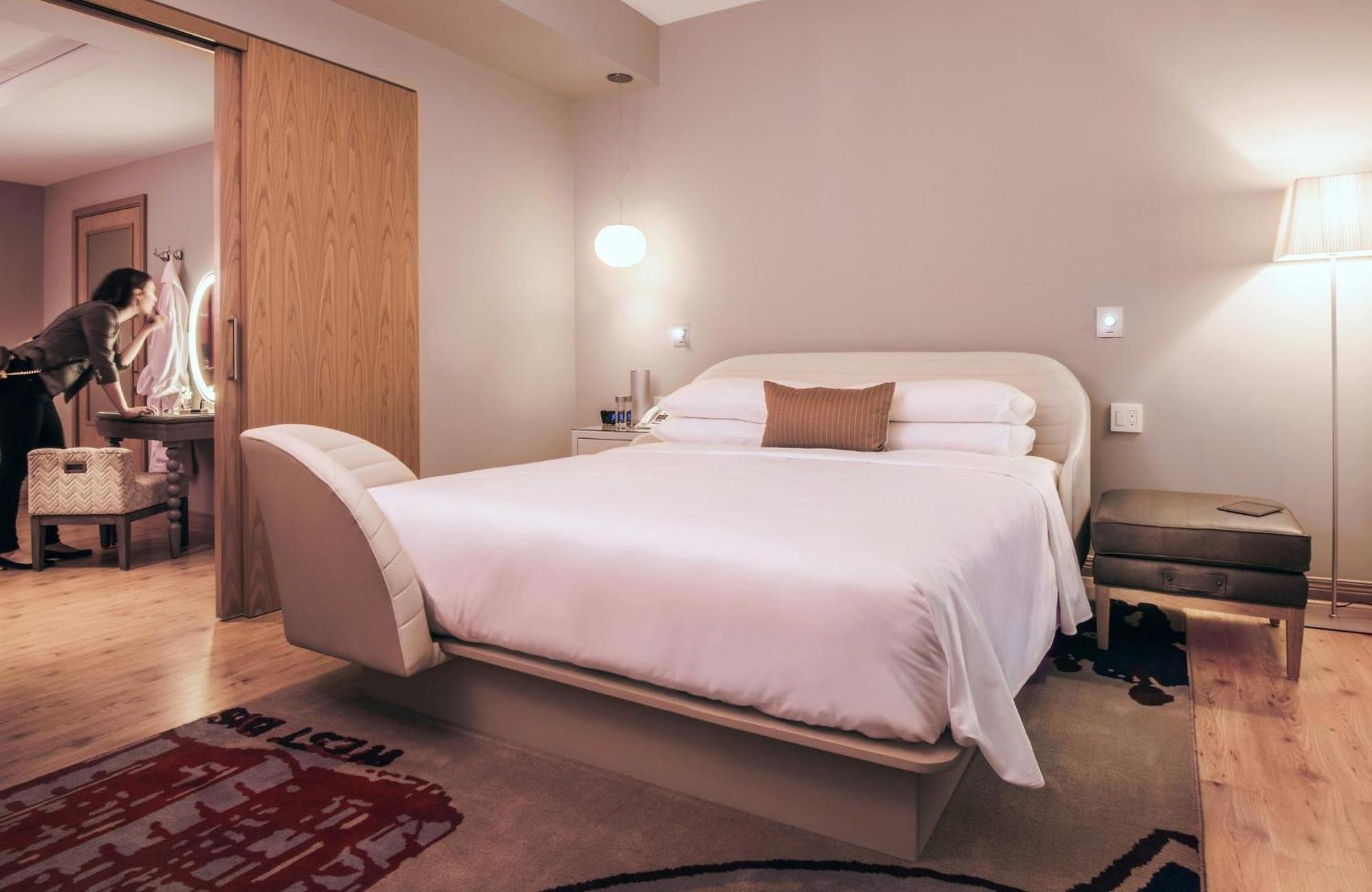 Sports Illustrated Hotel Chicago