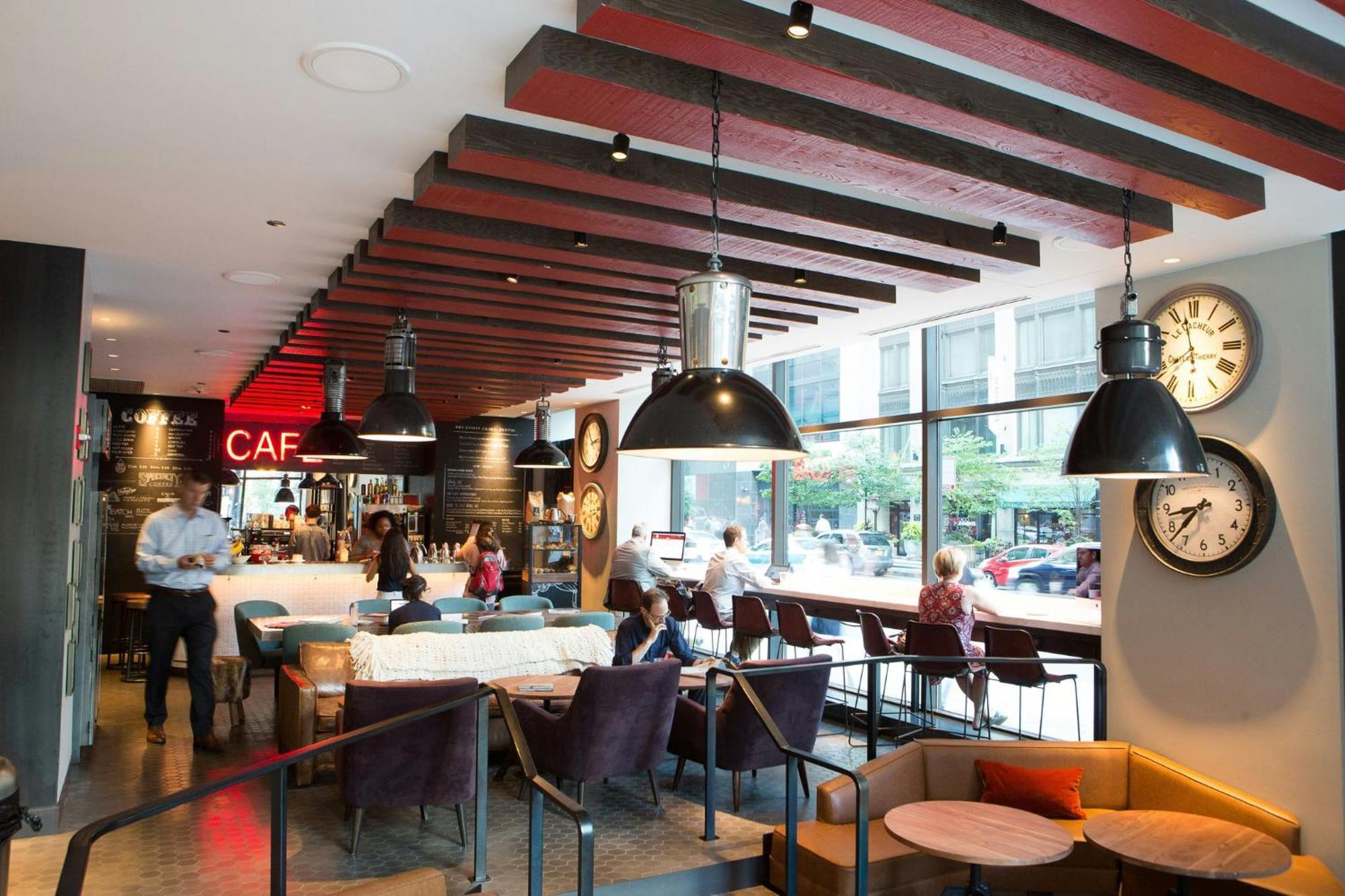 Sports Illustrated Hotel 4*