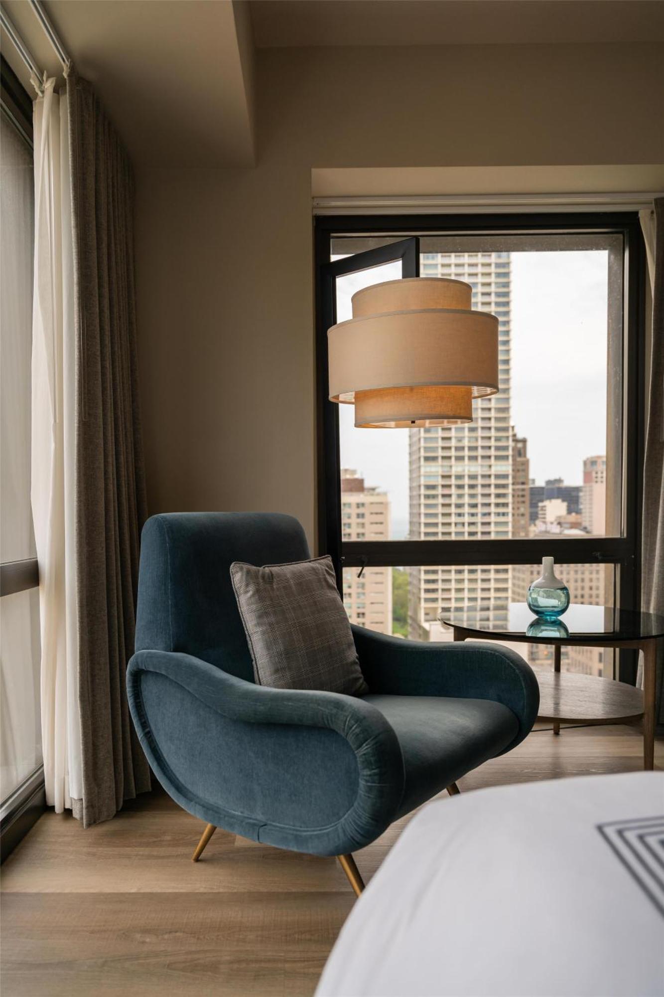 Thompson Chicago, By Hyatt 4* Chicago