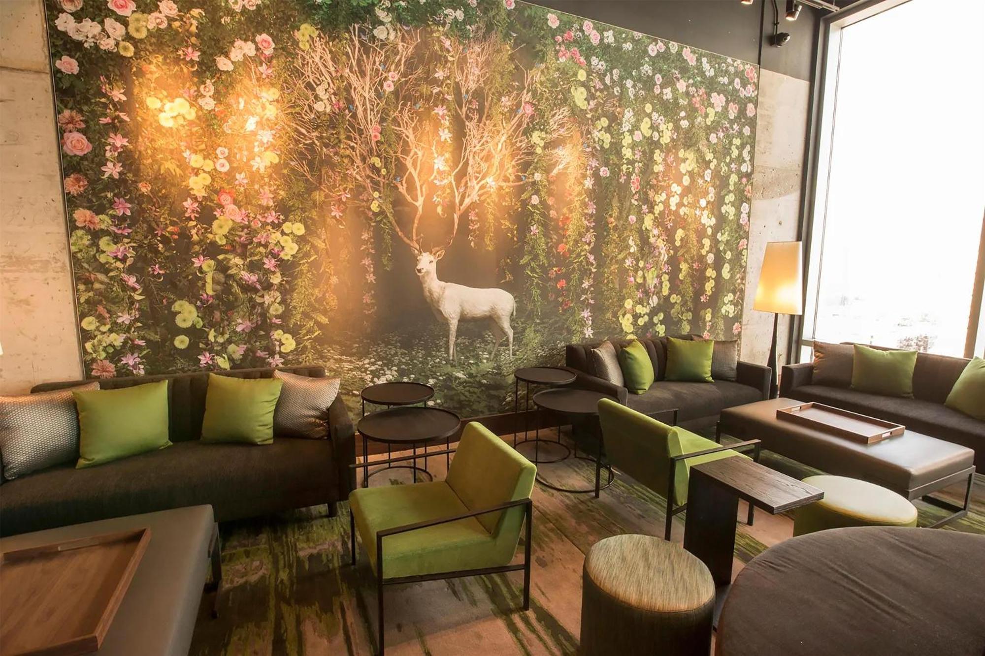 Hampton Mccormick Place Hotel 3*