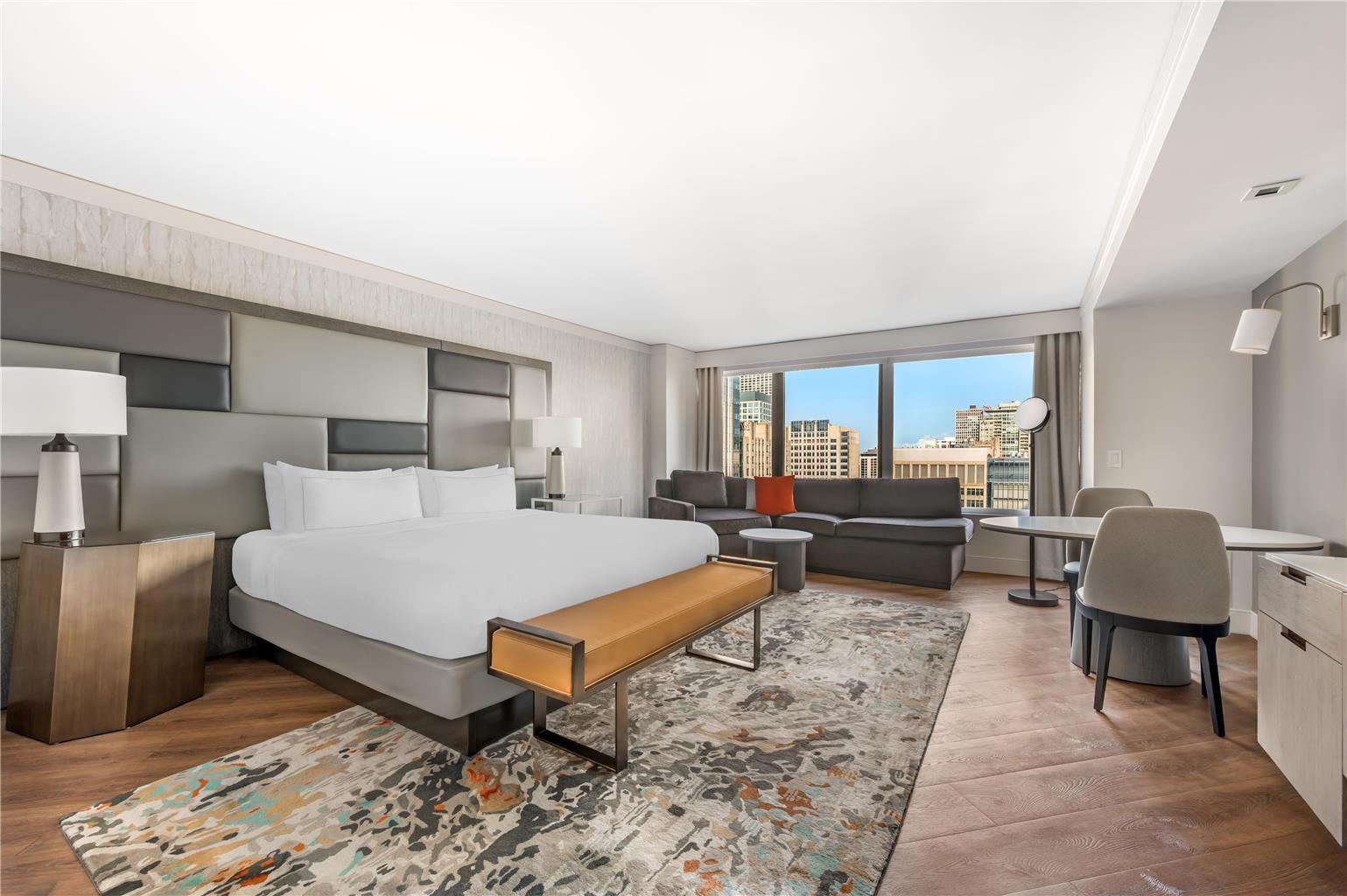 Hilton Grand Vacations Club Magnificent Mile