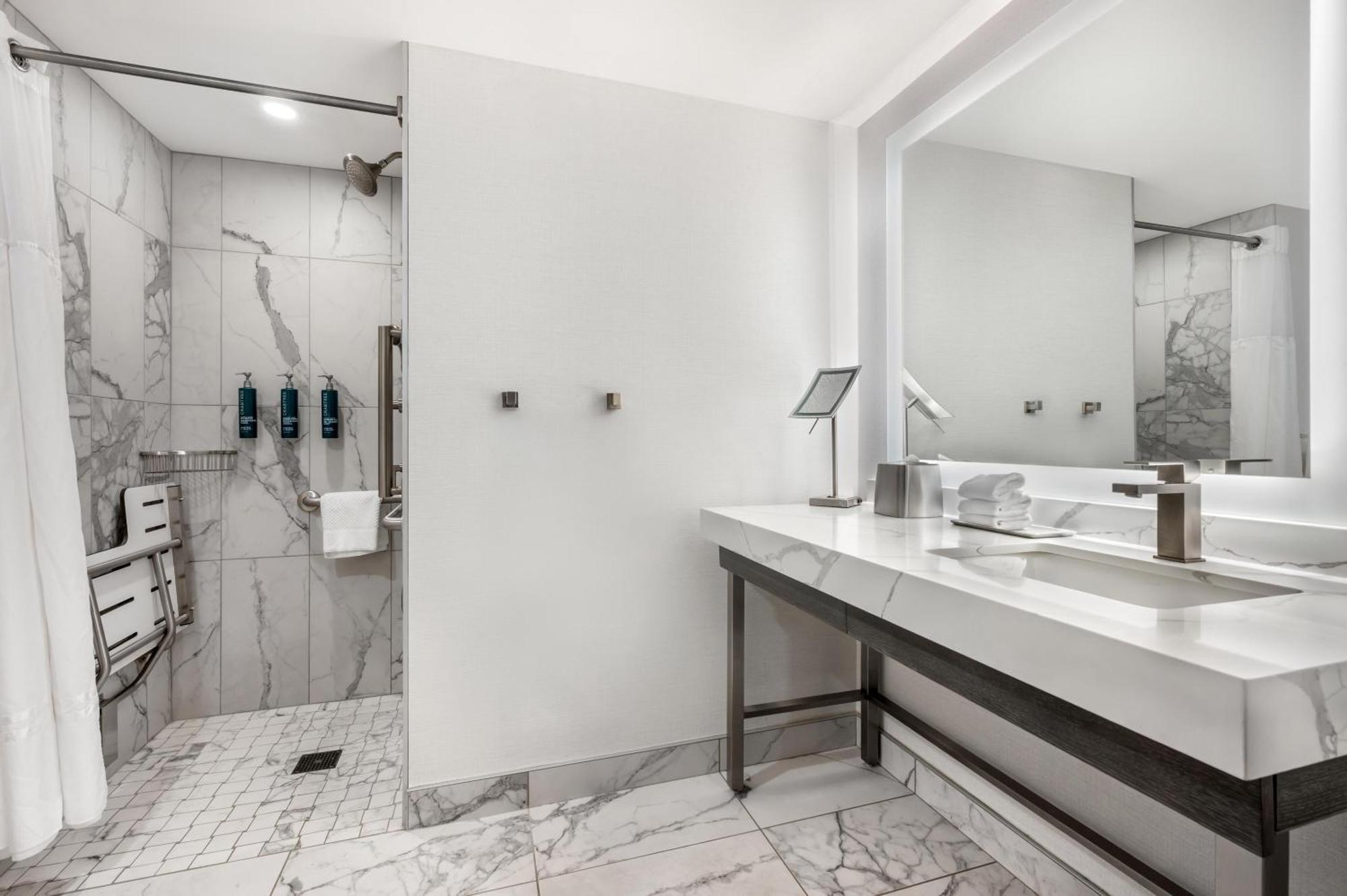 Hilton Grand Vacations Club Magnificent Mile Chicago