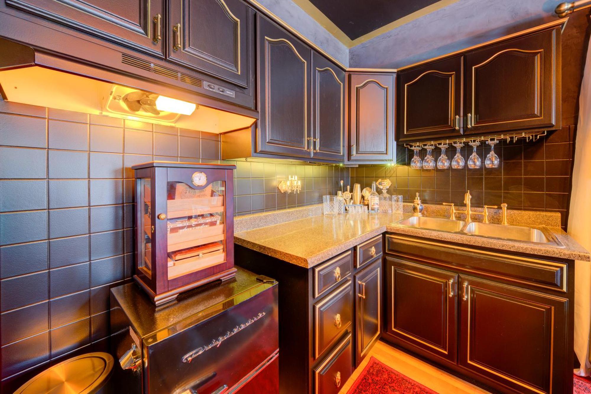 The Twin Lions: Bespoke Travel W/ Speakeasy* Apartment