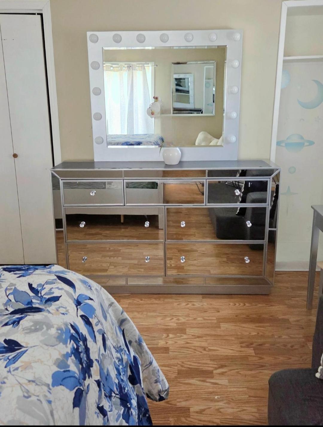 Comfortable & Relaxing Charming 3br Unit * Chicago