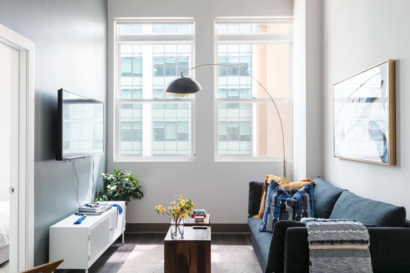 Downtown Mich Ave - 6 Penthouses, Sleep 25 Holiday home Chicago