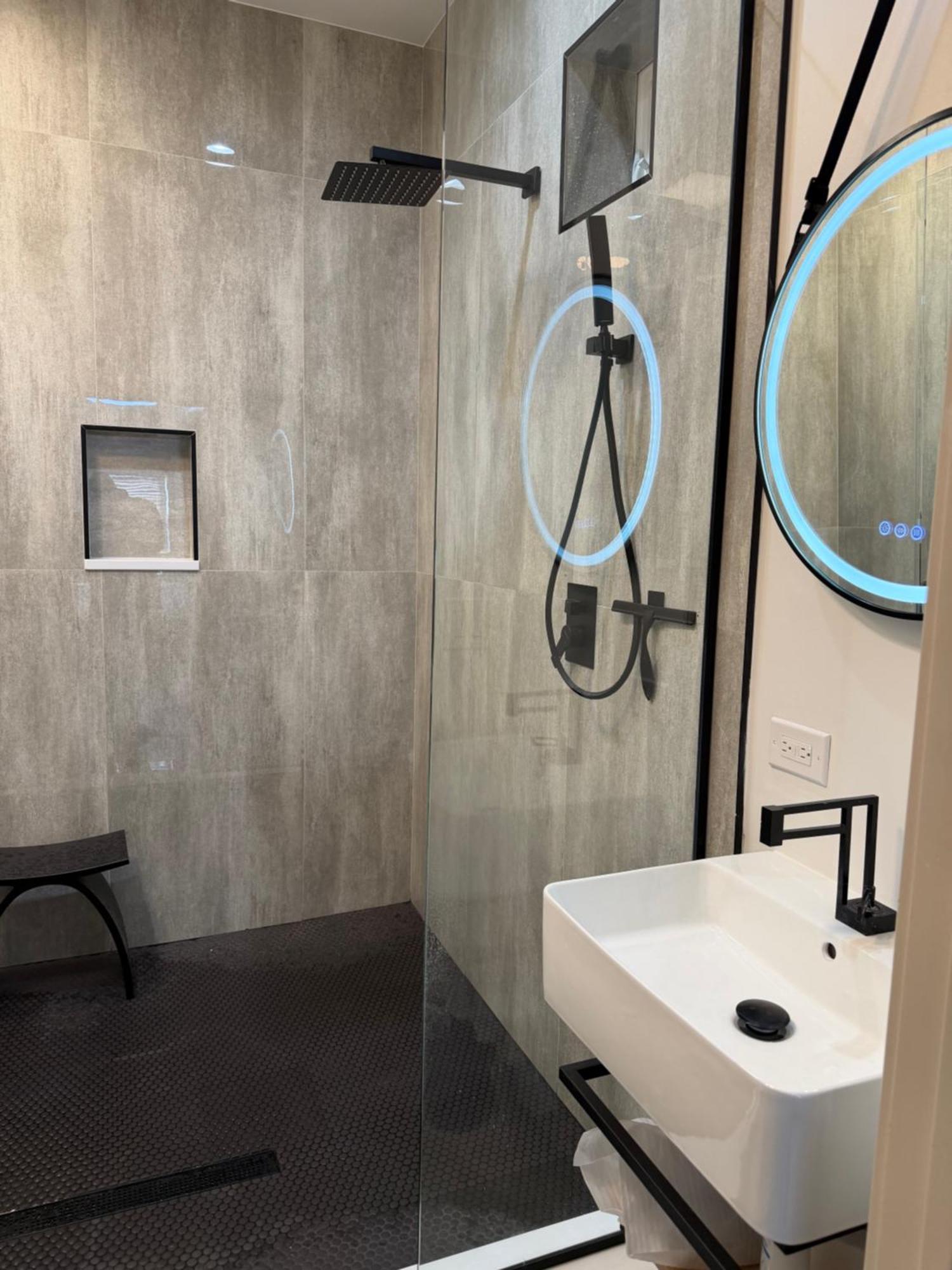 Apartment Luxury Living In Bronzeville