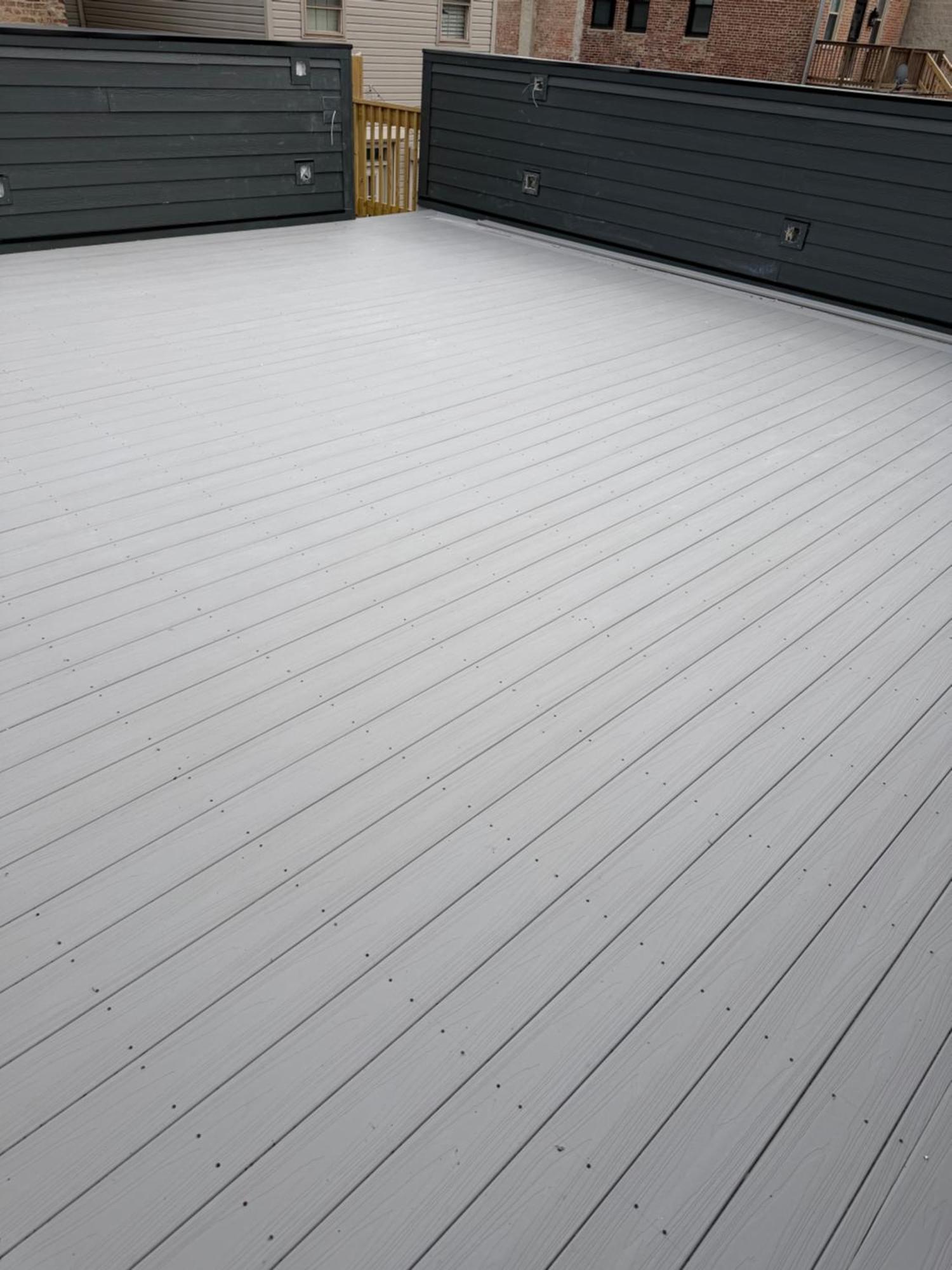 Luxury Living In Bronzeville Apartment *