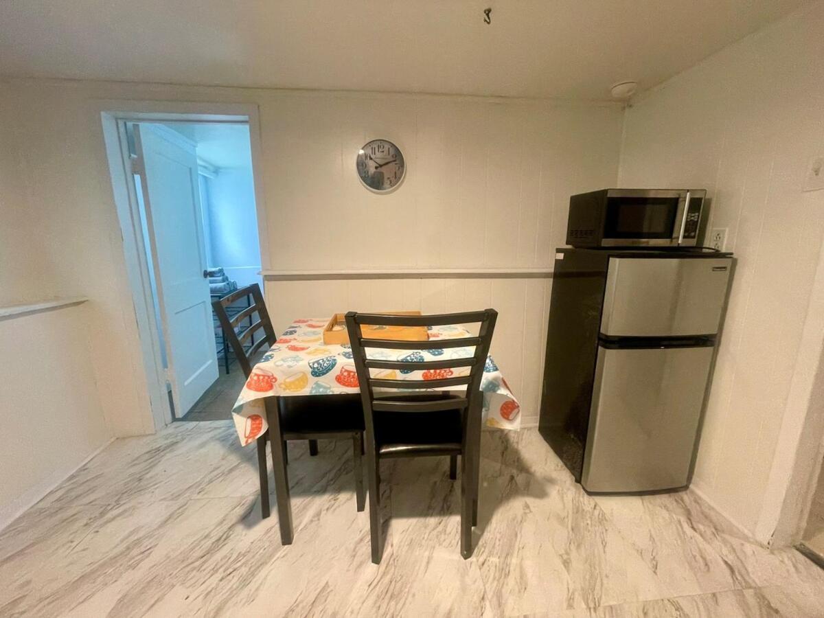 Lower Level Luxury Apartment *