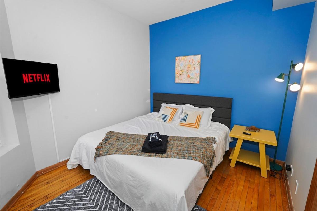 Apartment King Bed 6br With Pool Table Sleeps 16 Near Humboldt Park